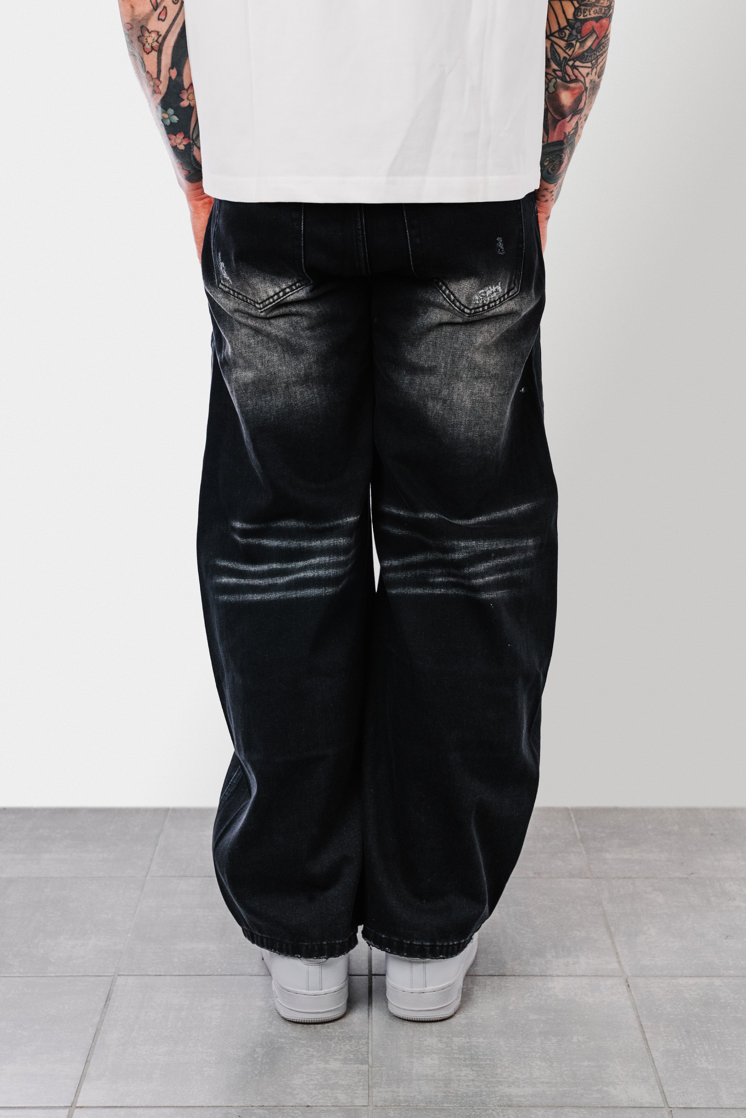 NUV WASHED BAGGY JEANS - Shoebuya Design