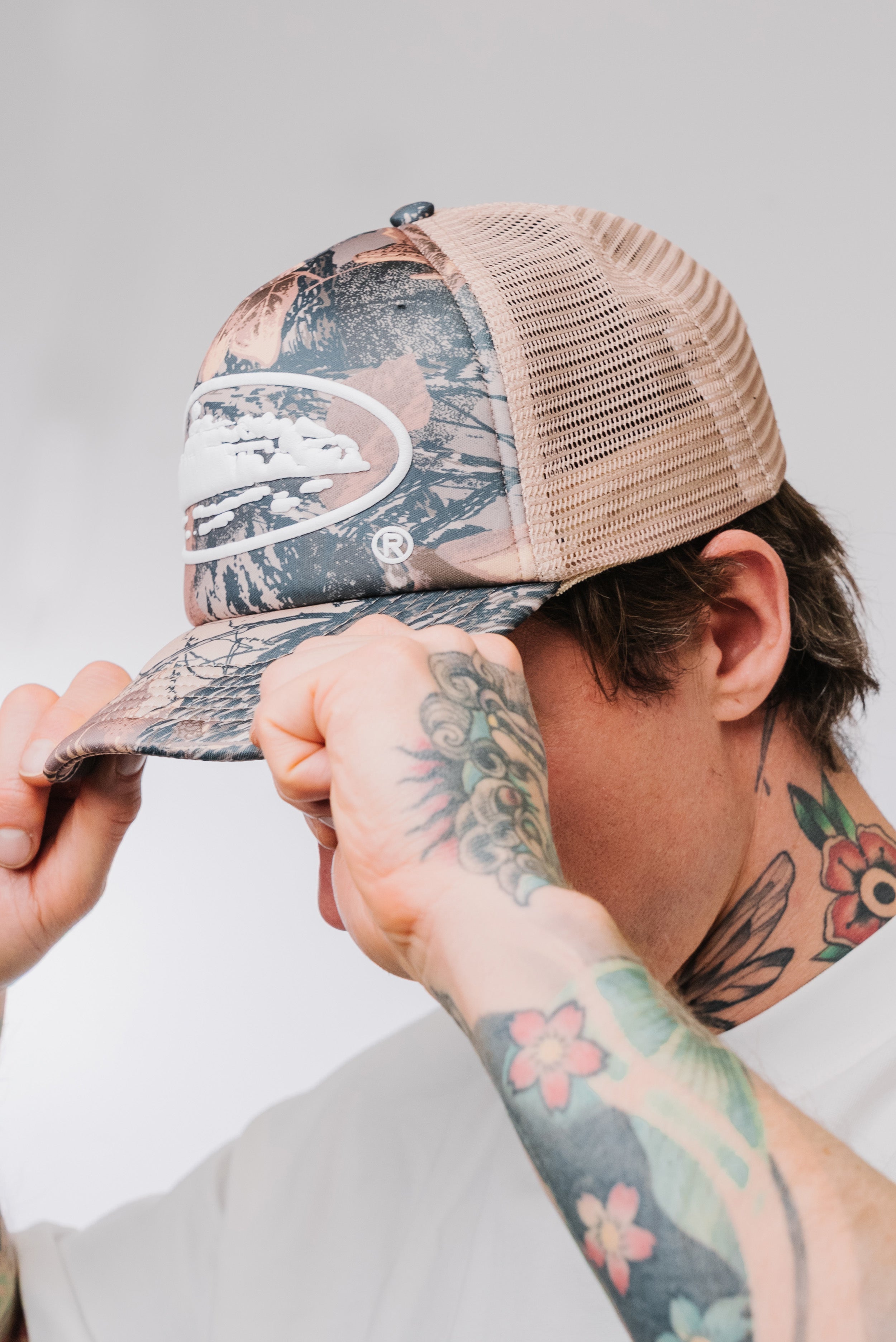 CORTEIZ ALCATRAZ PREMIUM PUFF PRINT TRUCKER HAT WOODLAND CAMO