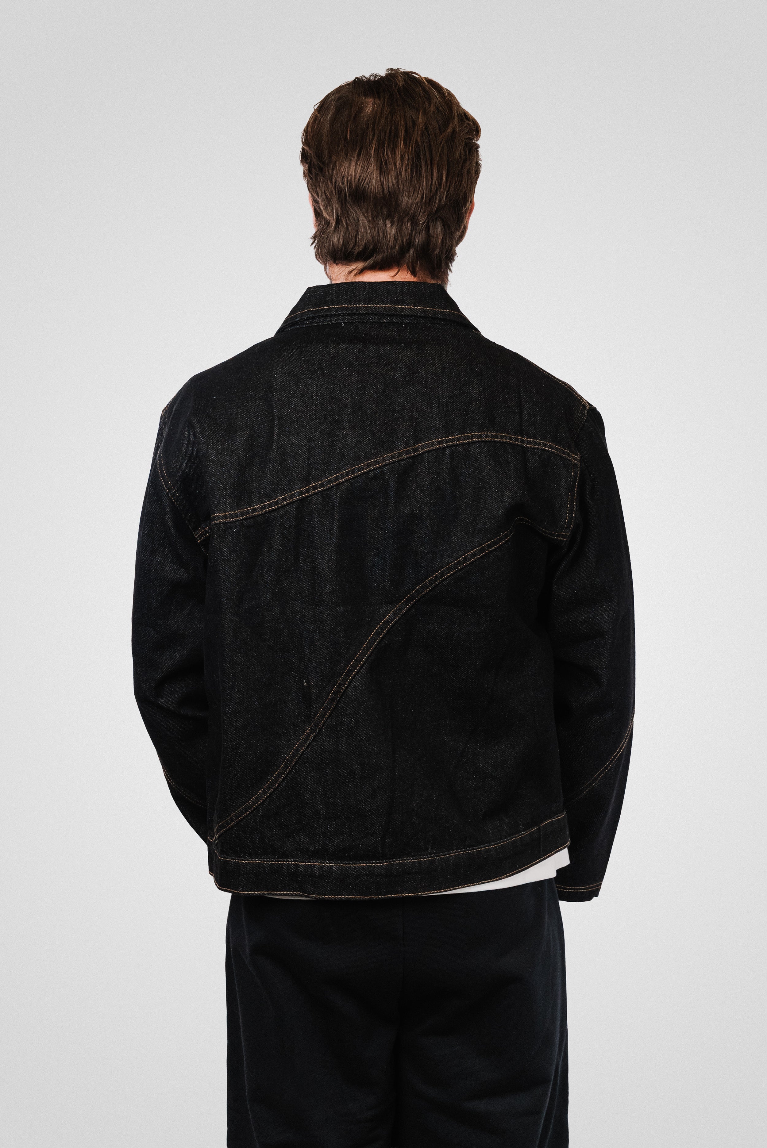 THE CLASSIC DENIM JACKET - Shoebuya Design