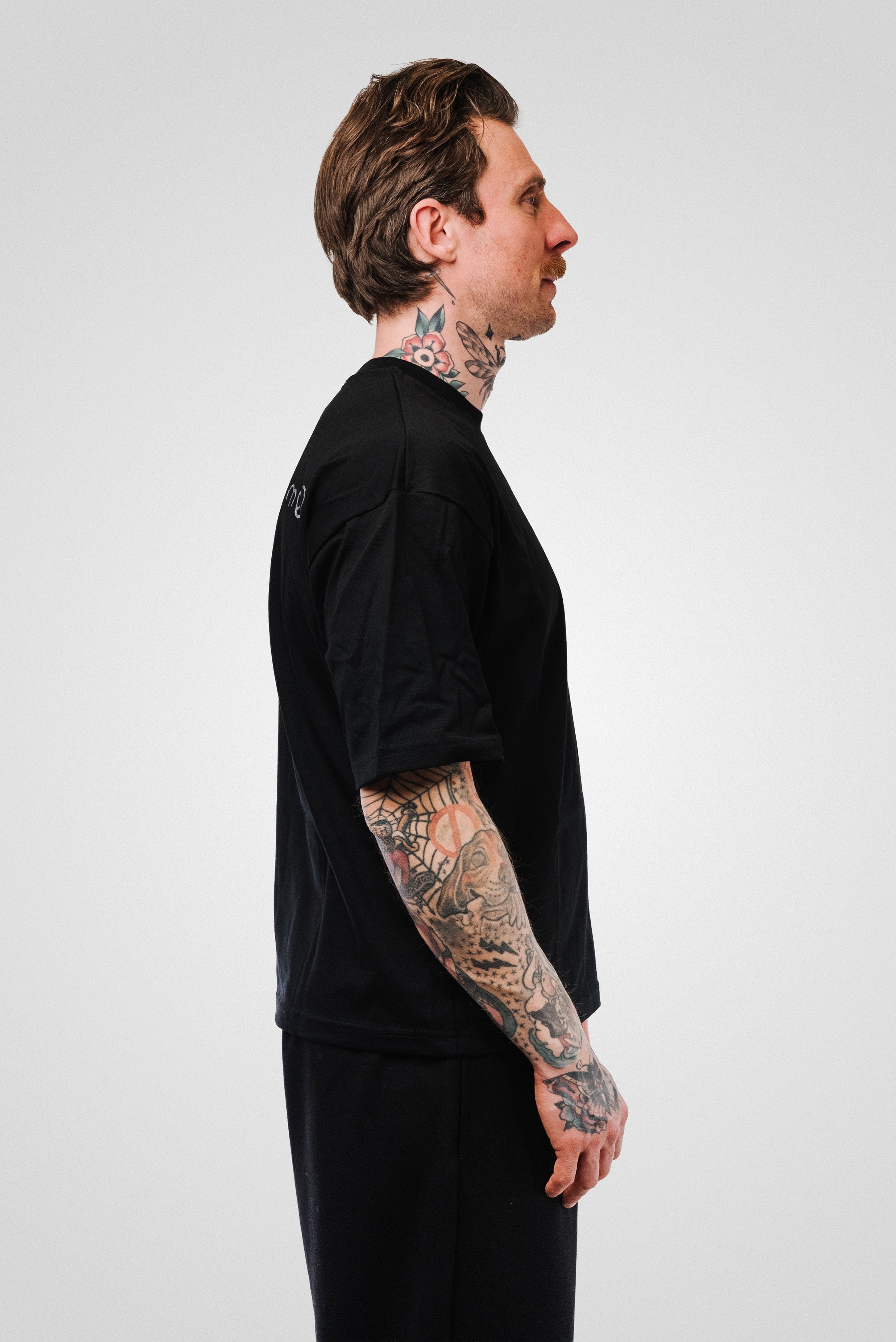 DO YOU LOVE ME? TEE BLACK - Replacement Brand