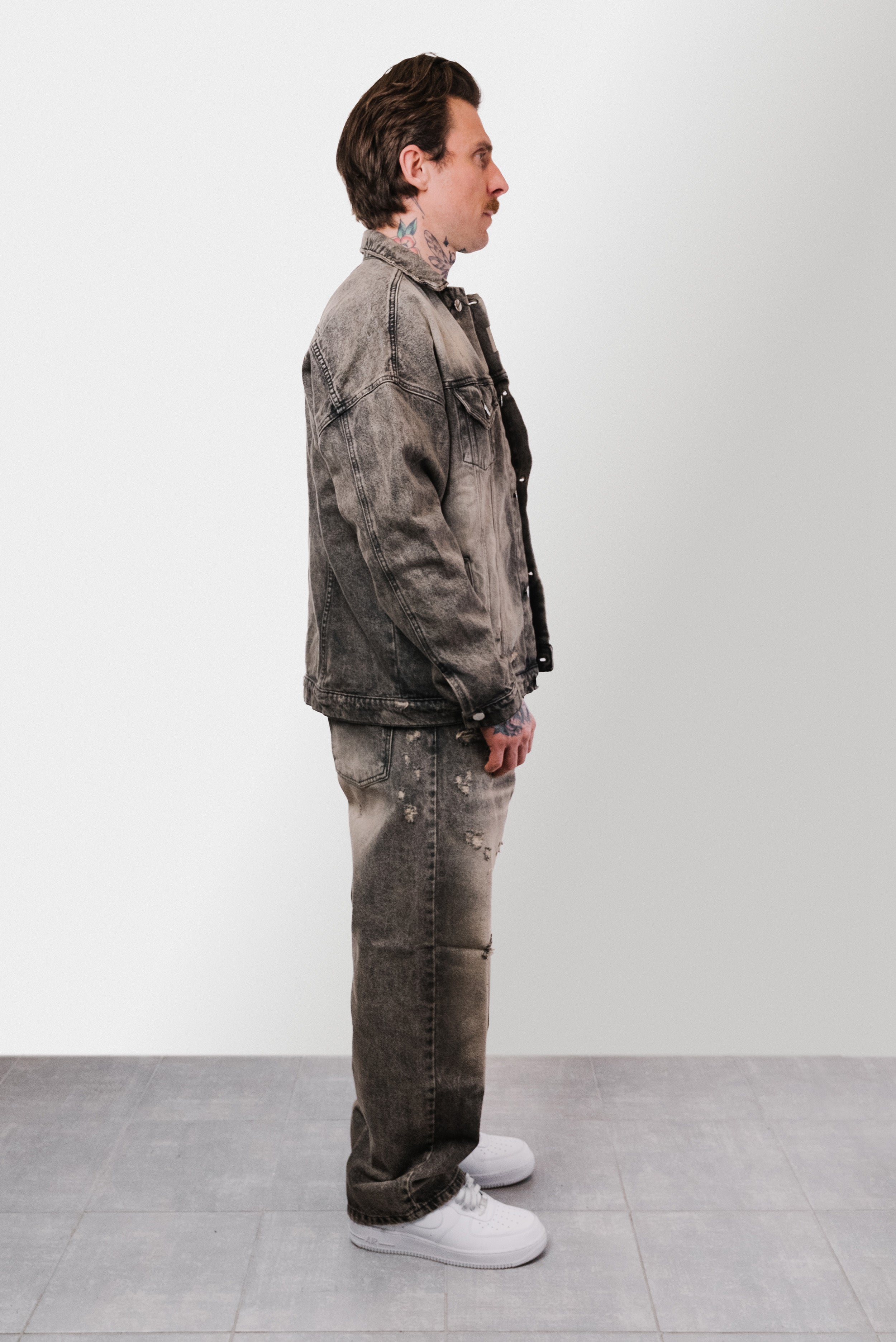 SABBIATO BLACK DENIM SUIT