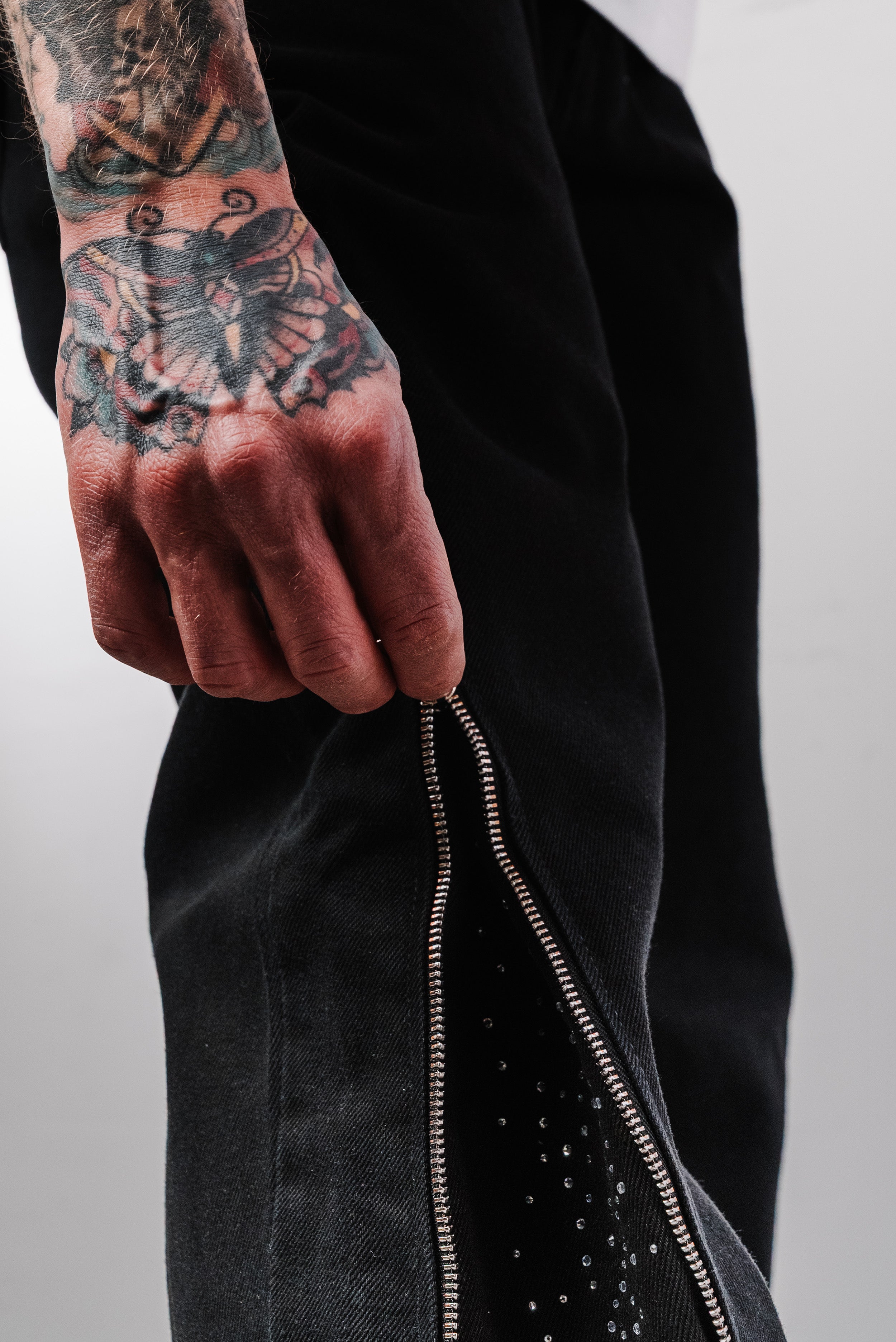 FULL ZIP SPARCKLY BLACK JEANS - Shoebuya Design