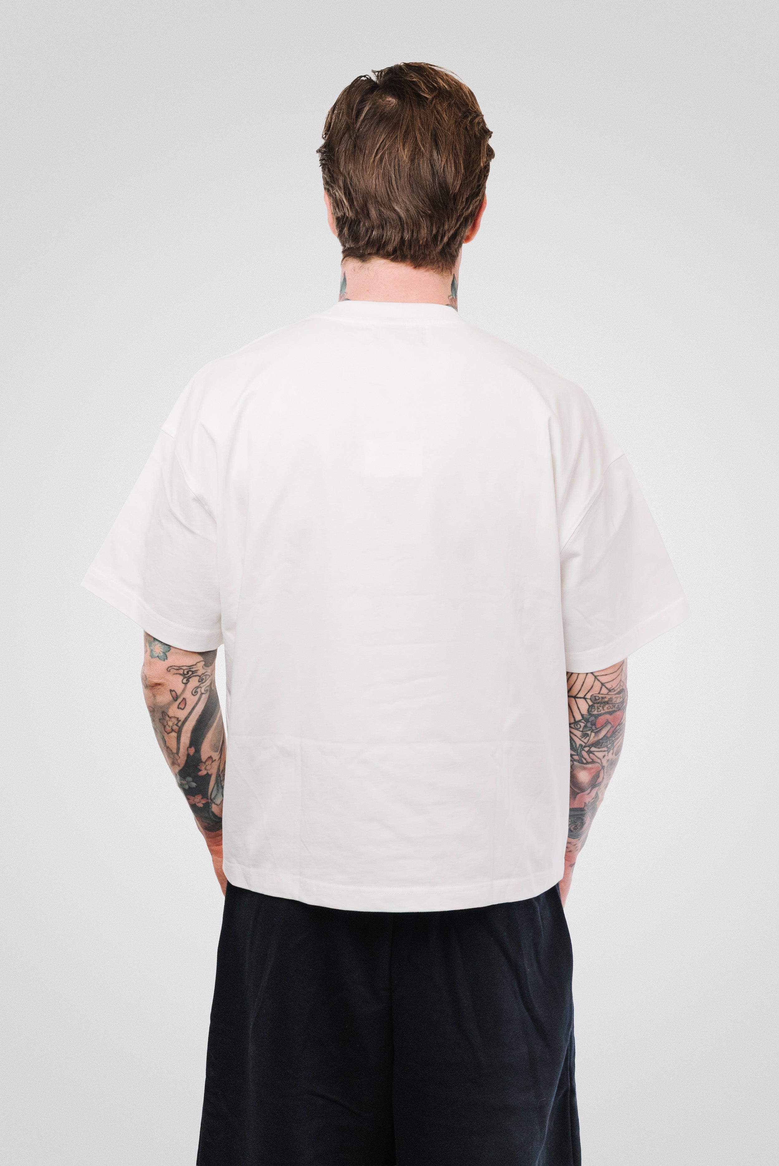 AFRICAN FACE BOXY TEE WHITE - Shoebuya Design
