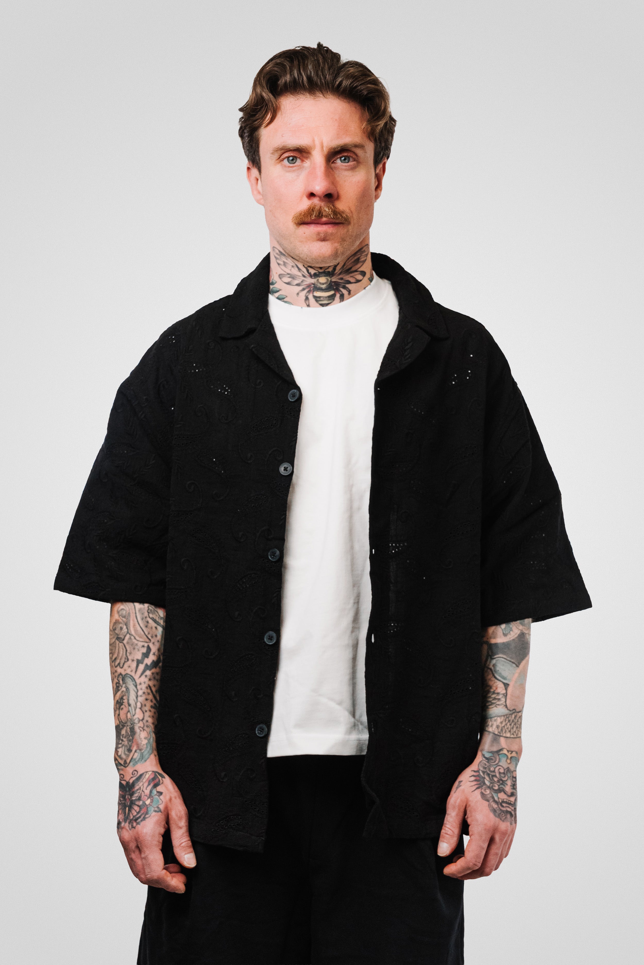 EMBROIDERED BLACK SHIRT - TheDoubleE