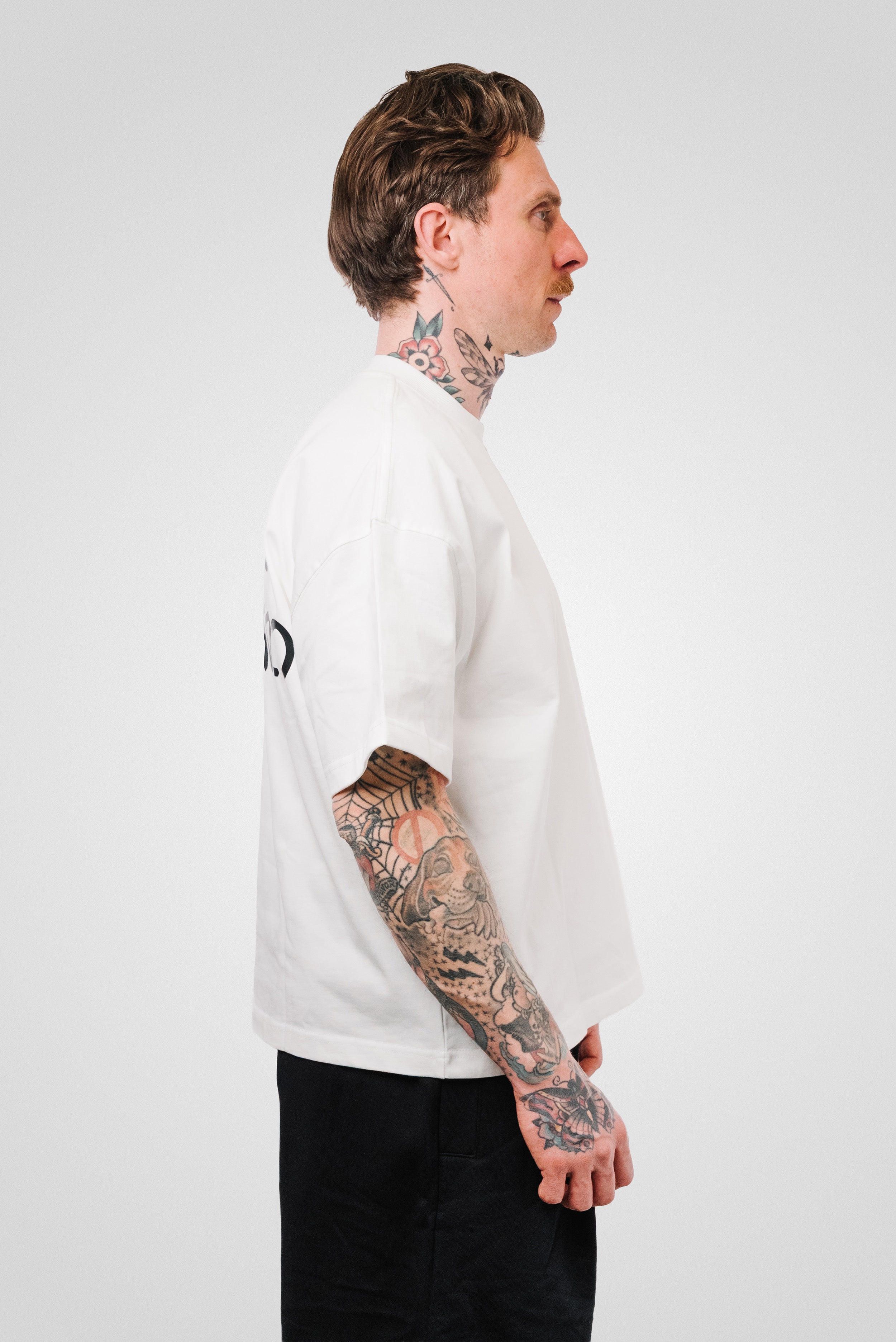 QUANTO TI SOFFRO BOXY TEE WHITE - Shoebuya Design