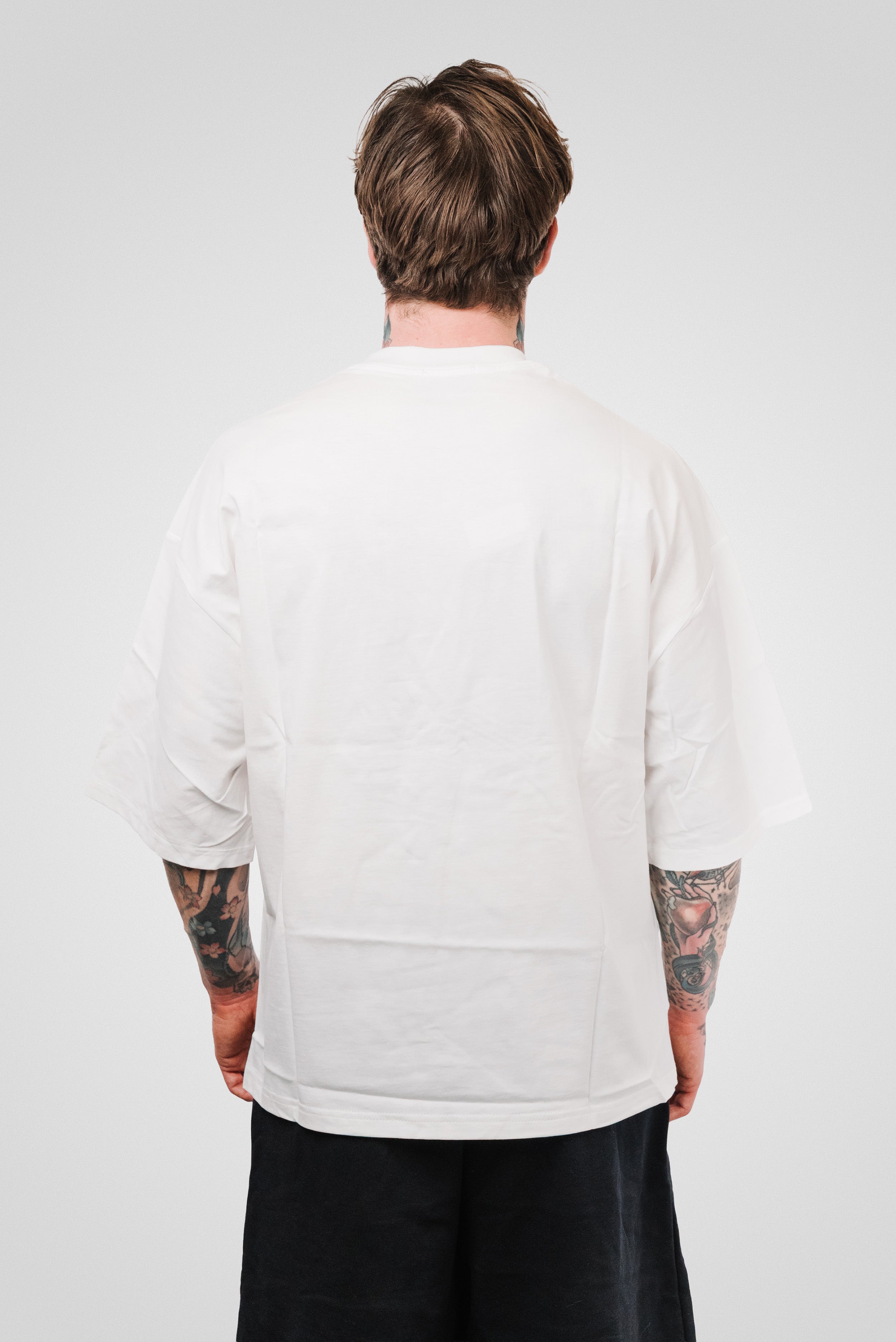 SKULL WHITE BOXY TEE