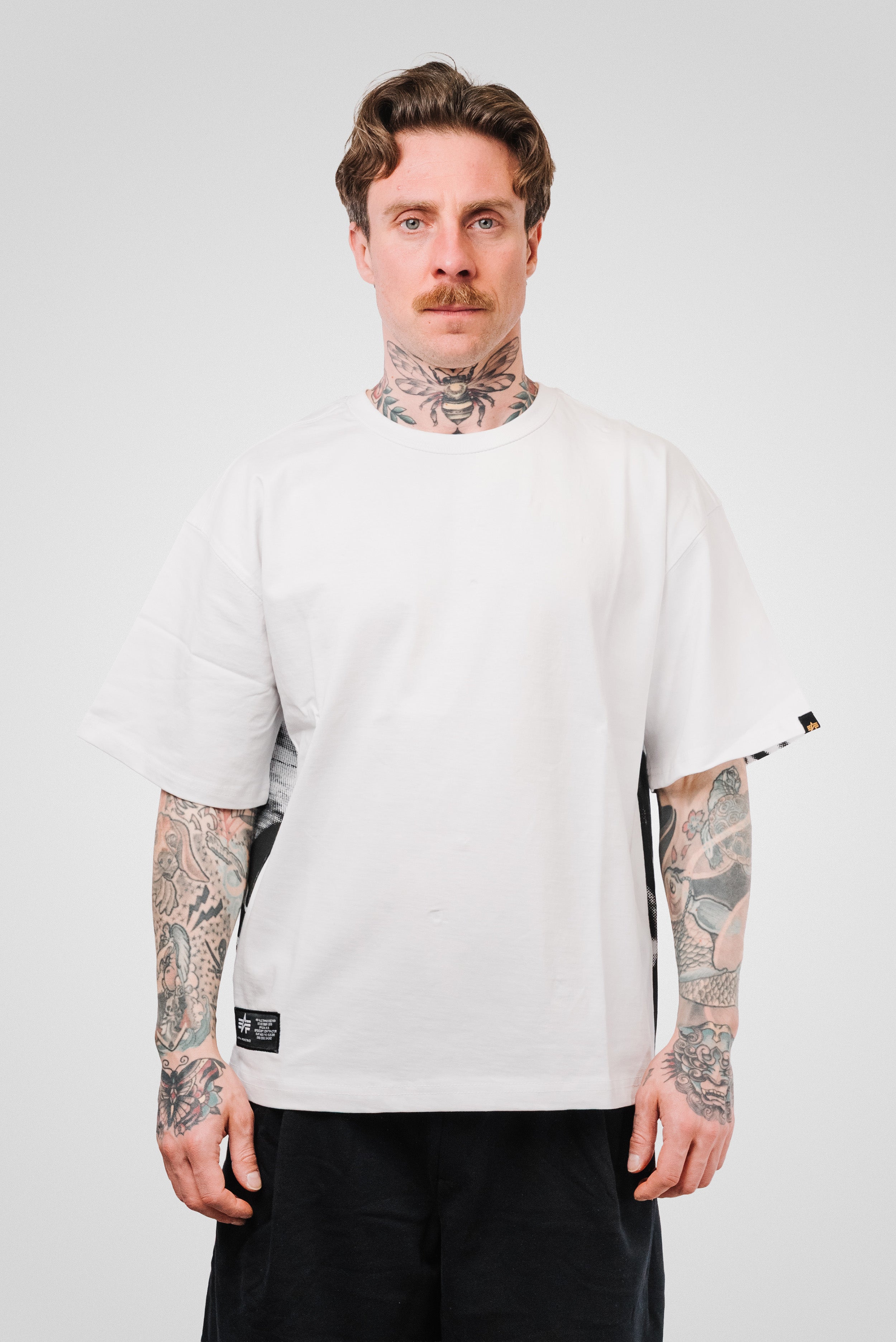BALACLAVA BACKPRINT TEE WHITE - Alpha Industries