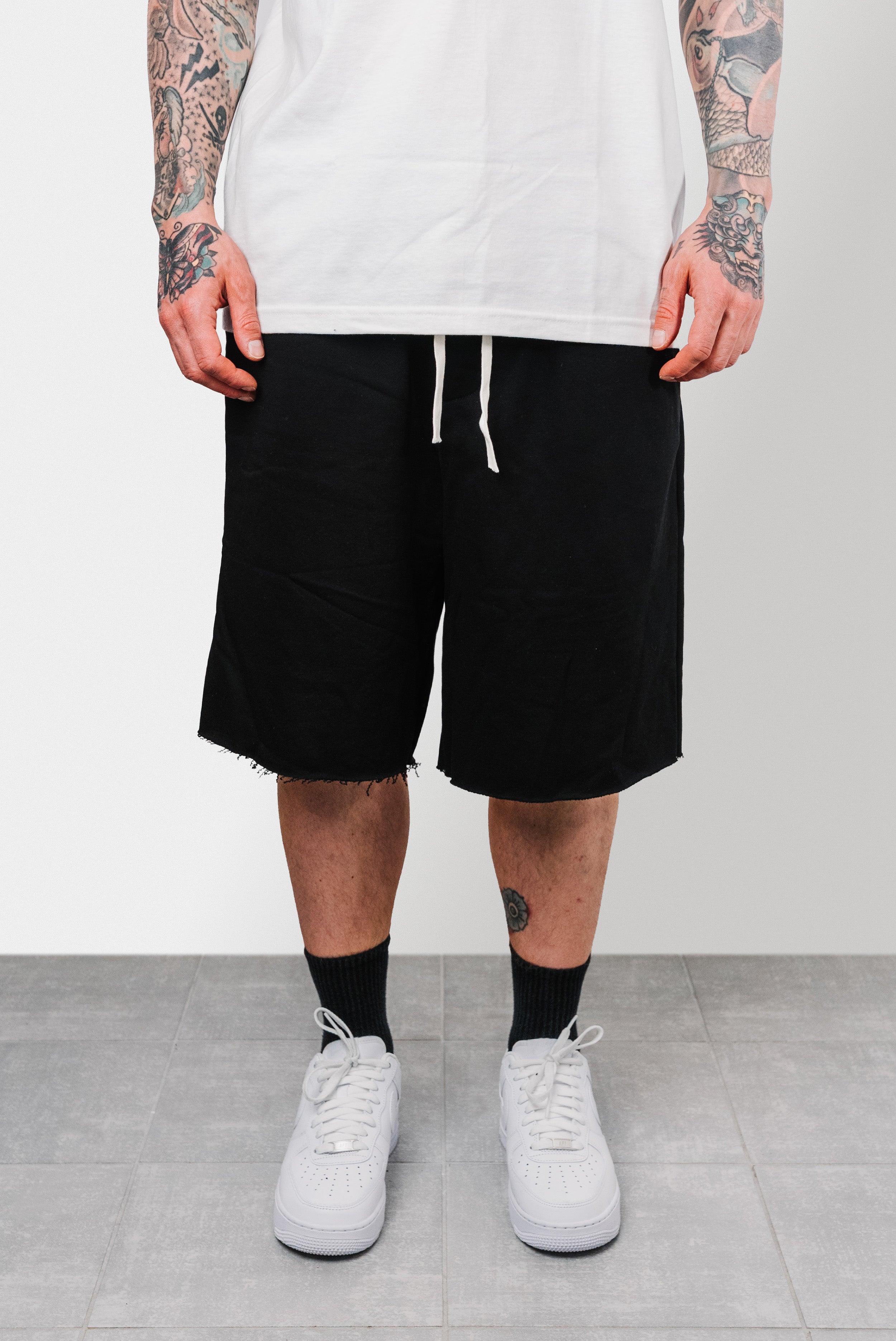 THE SHORTS BLACK - Replacement Brand