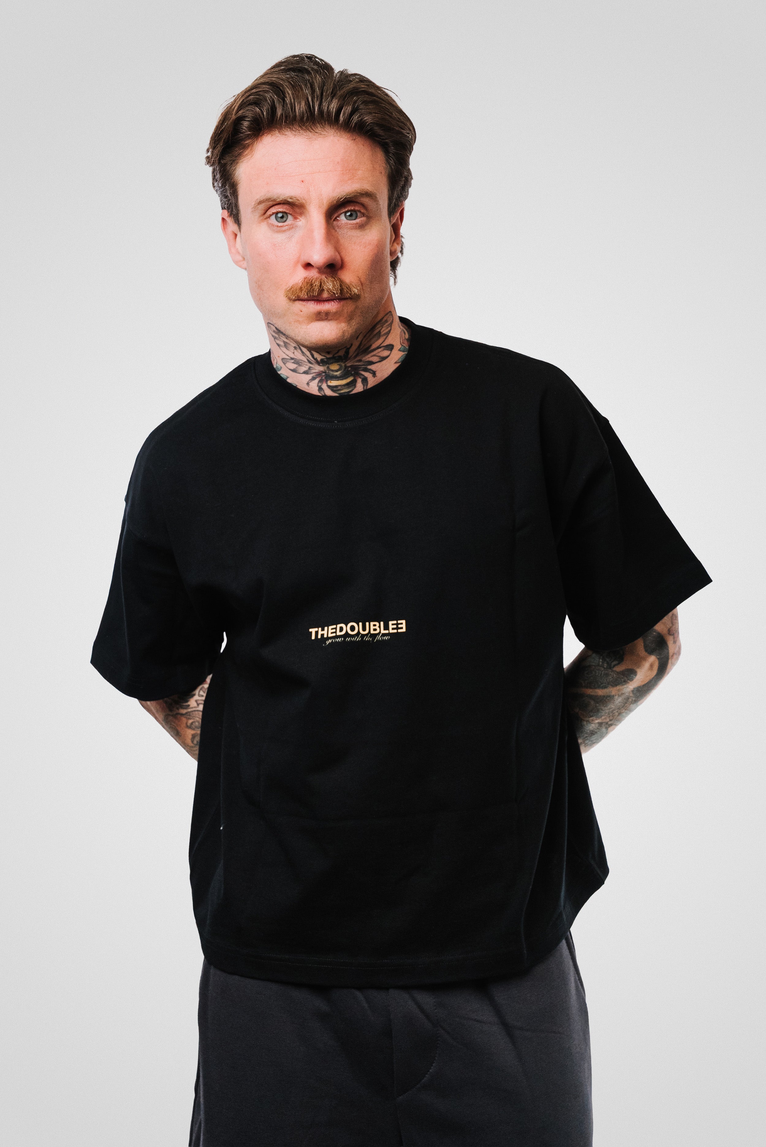 CRAZY BRUNETTE BOXY TEE BLACK - TheDouble