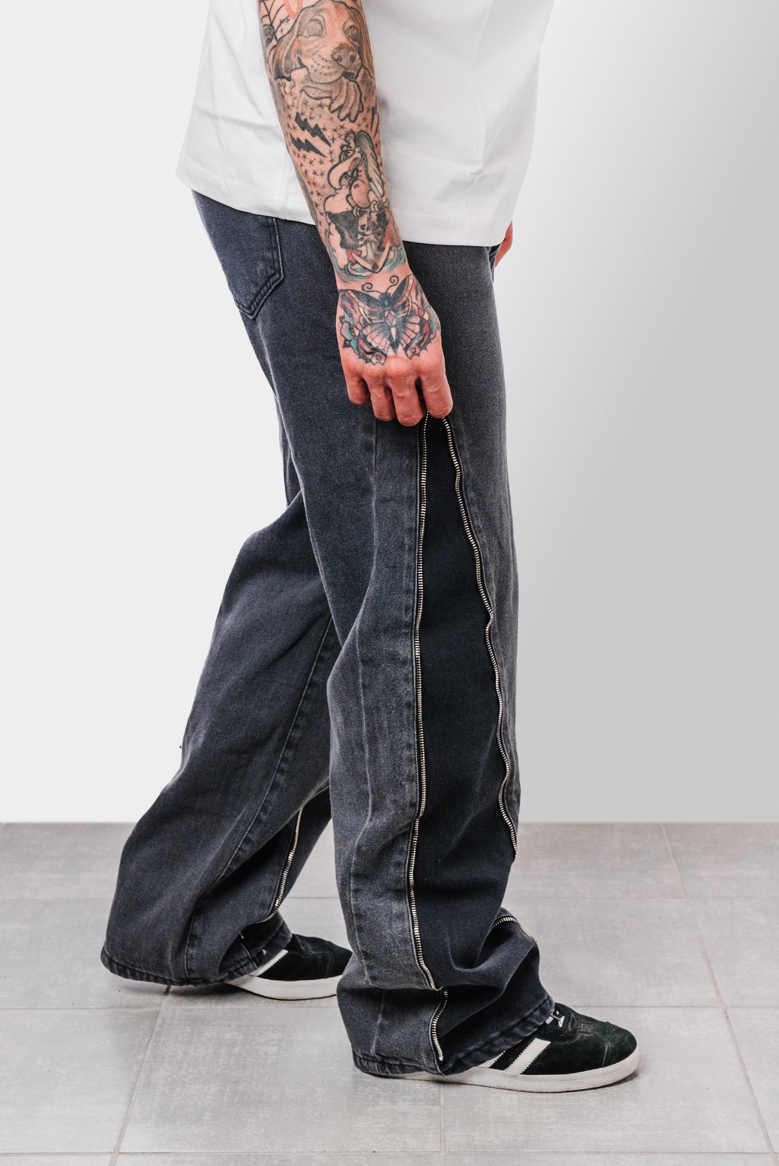 FULL ZIP DARK GREY JEANS - Replacement Brand