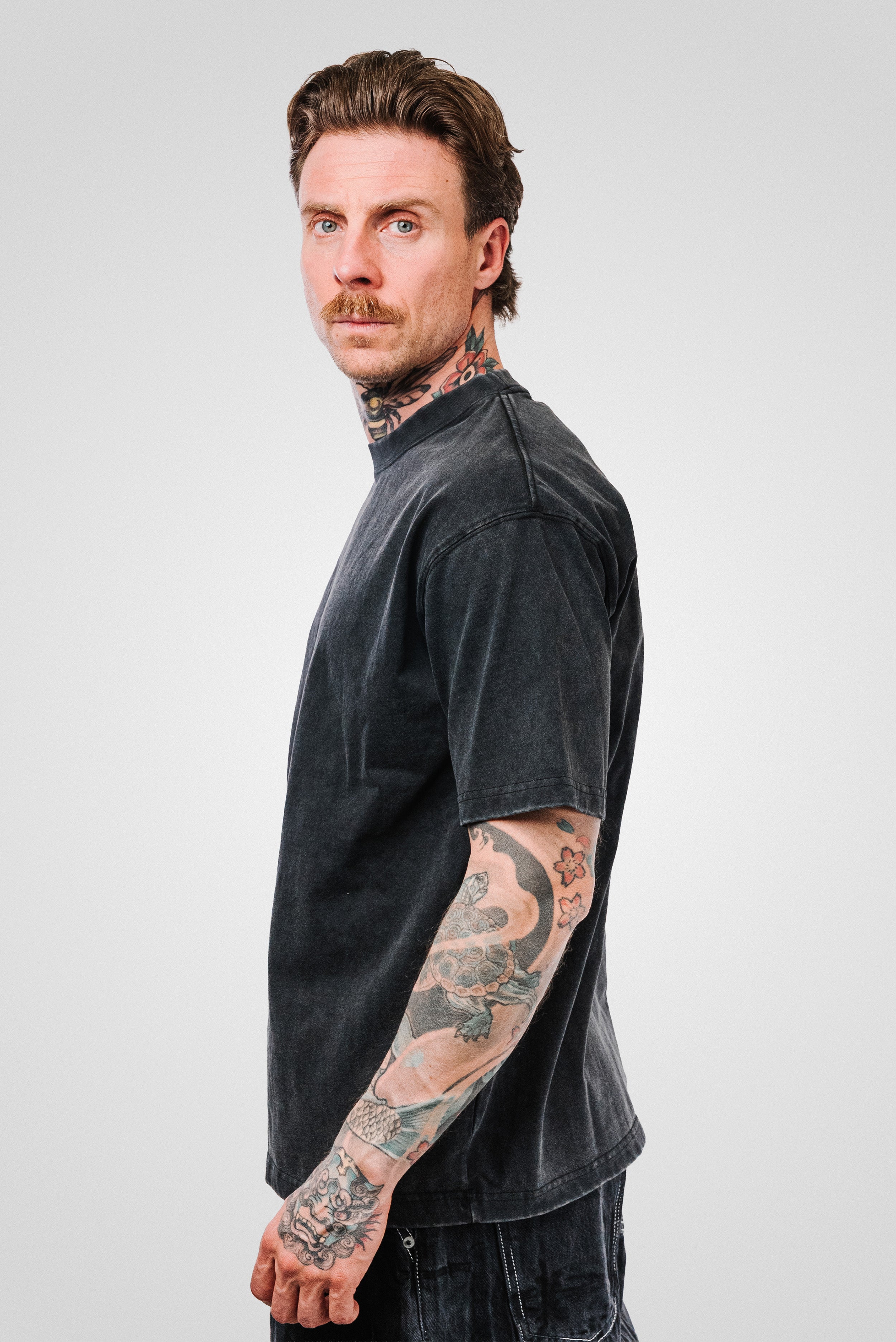 LOGO DARK GREY TEE - Signs Brand