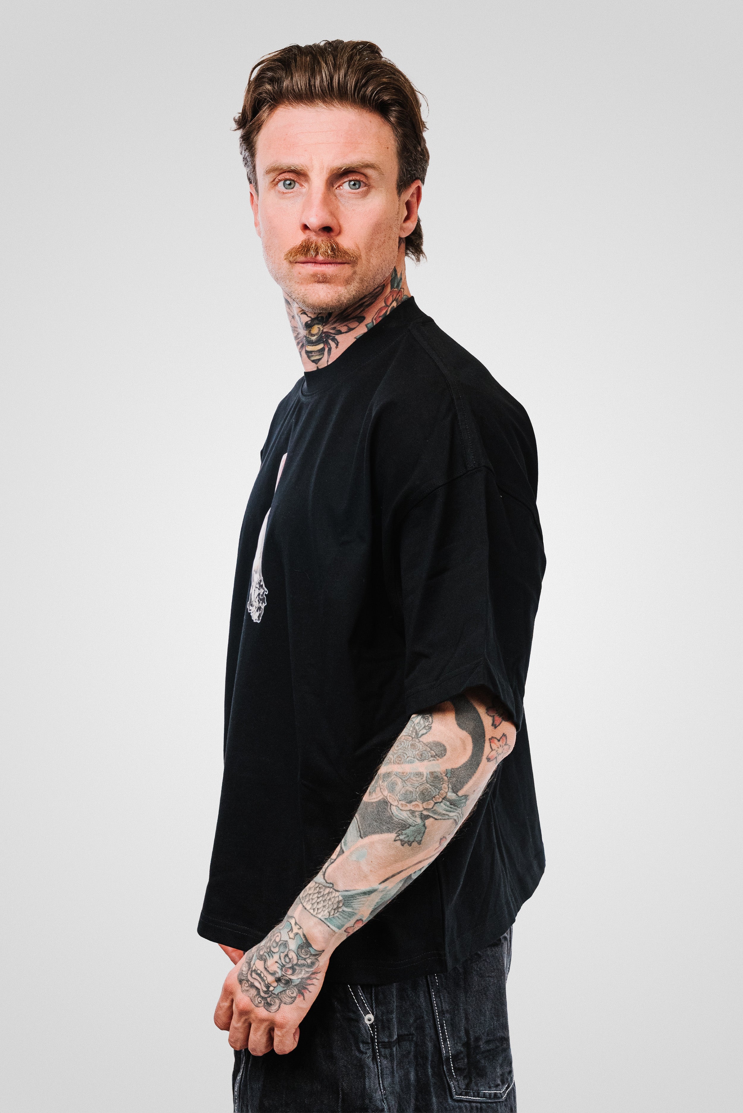 PINK PAINA BLACK TEE - Hangover Brand