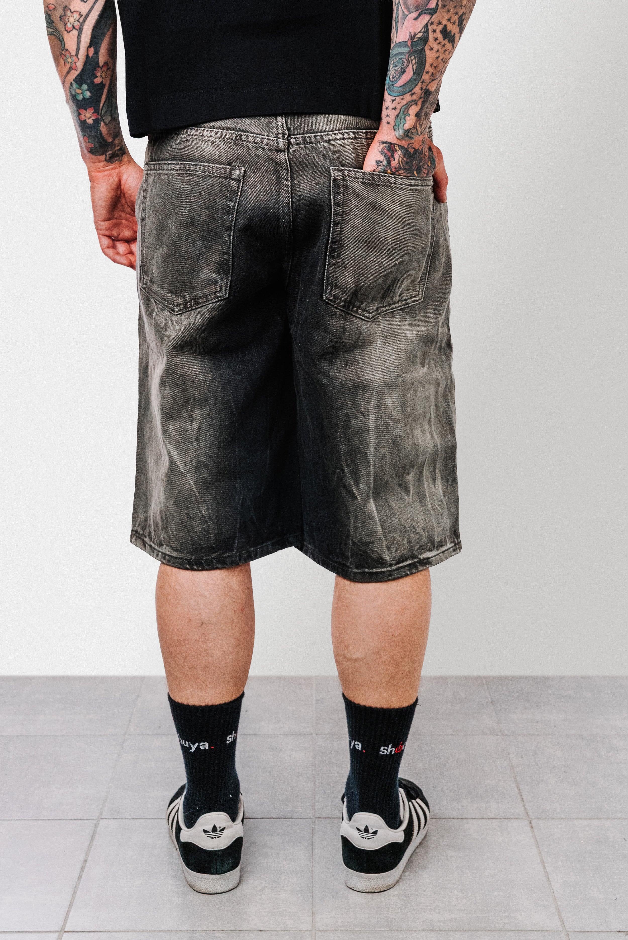 SHUTAJ SLAVED BLACK SHORTS - Replacement Brand