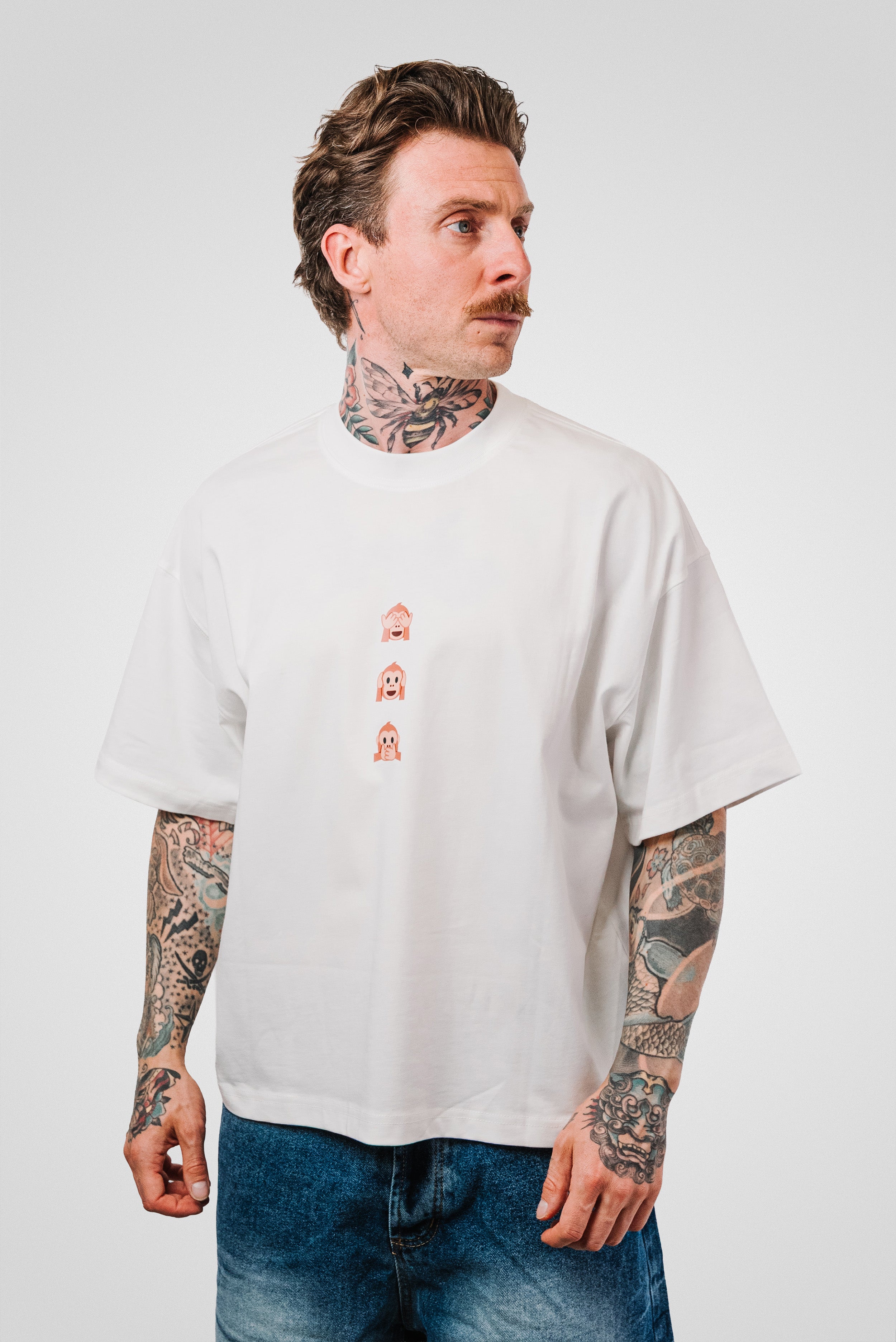 IBZ BOXY TEE WHITE - Shoebuya Design