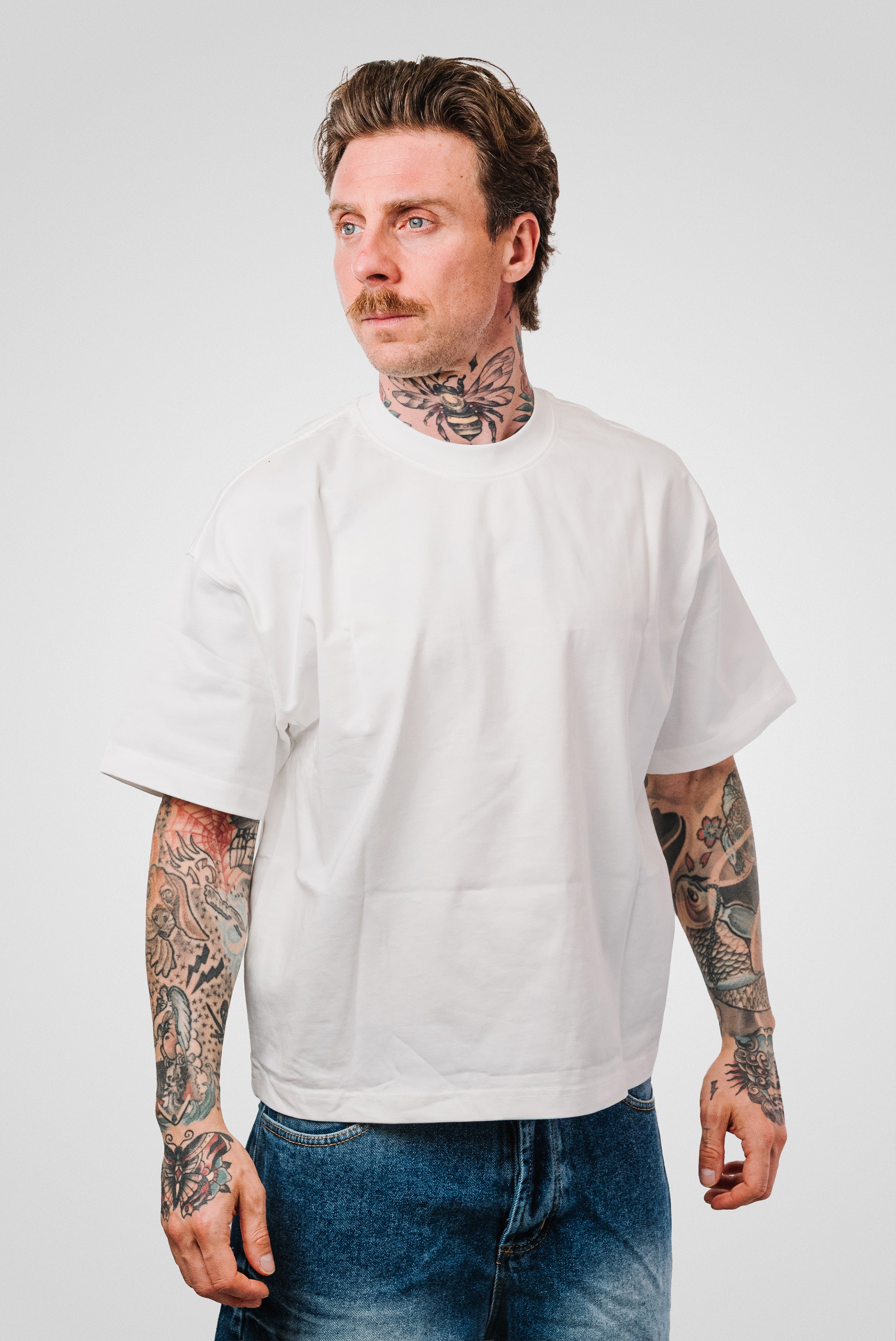 AMO TRE COSE BOXY TEE WHITE - Malessere Brand
