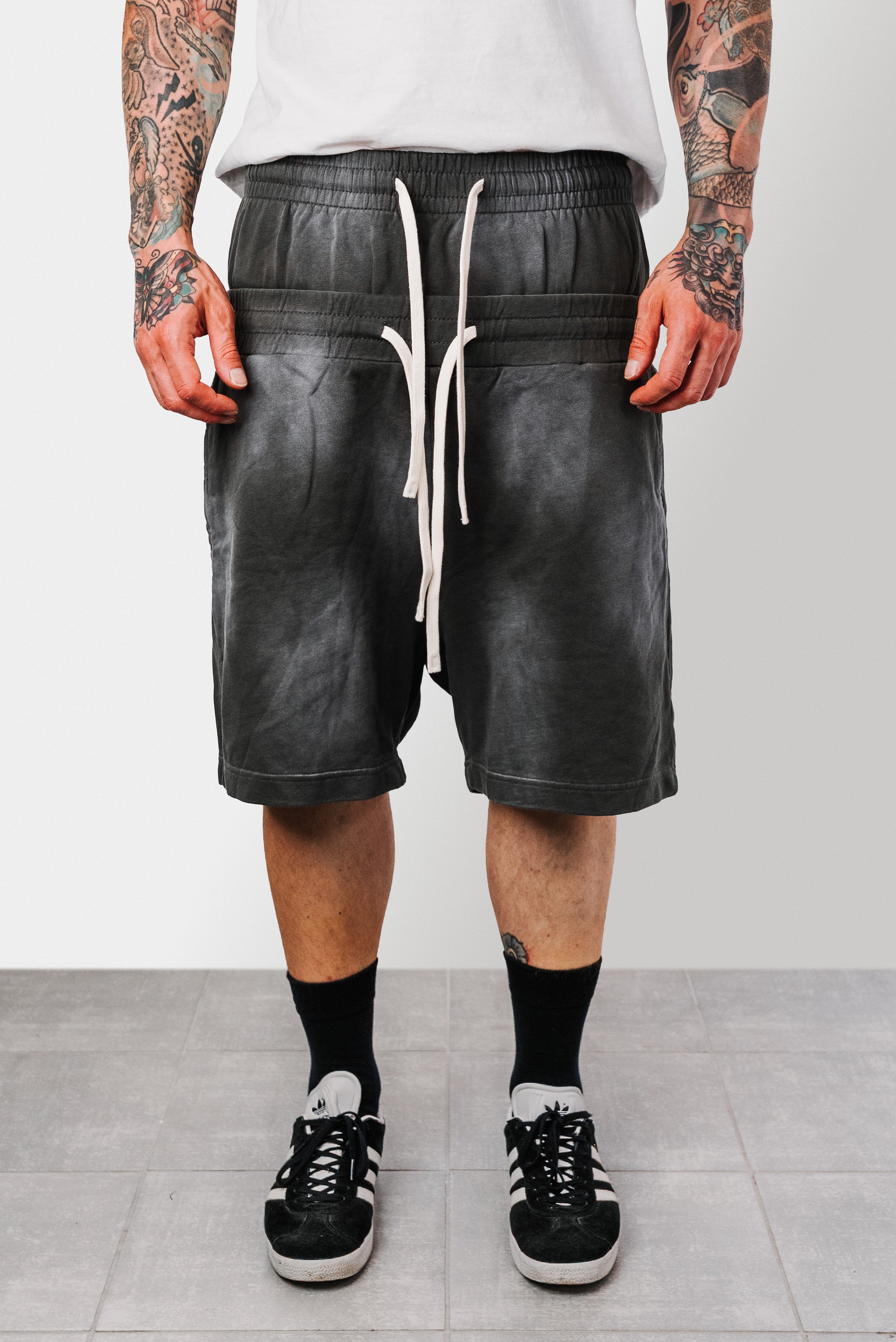 DOUBLE WASHED PETROL SHORTS - Shoebuya Design
