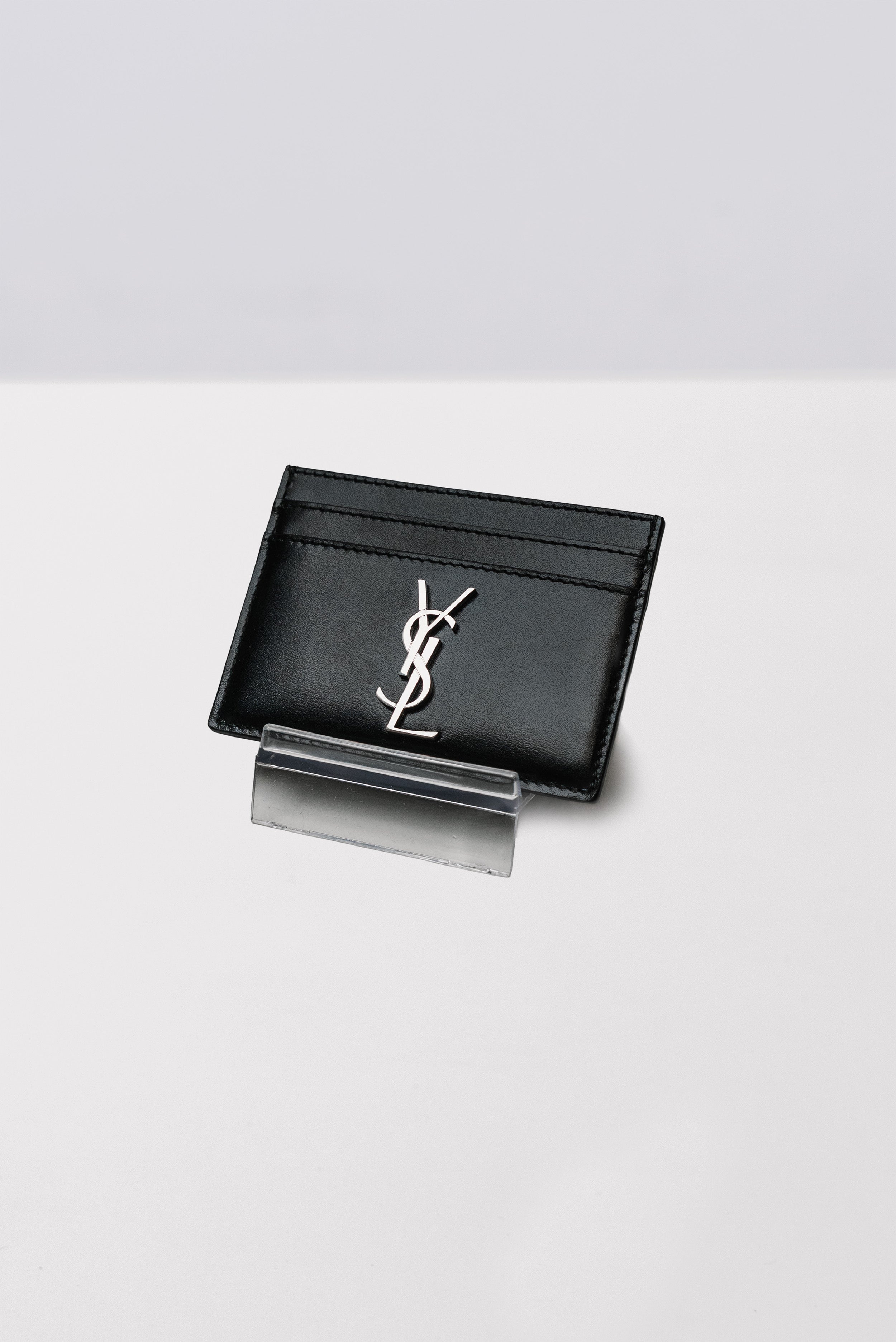 CASSANDRE PORTA CARTE IN PELLE LISCIA BLACK/SILVER - Yves Saint Laurent