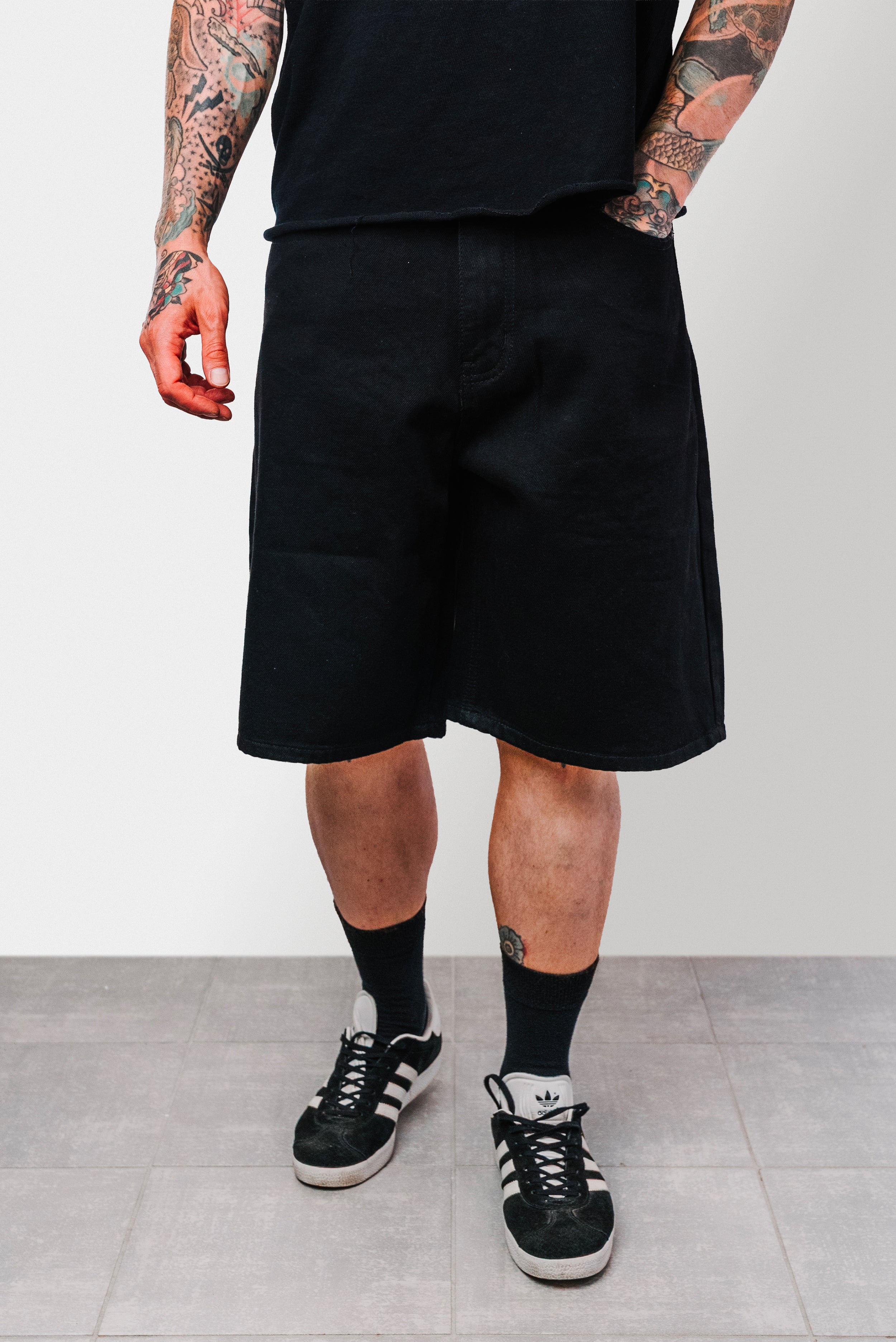 RAINBOW CROSS DENIM BLACK SHORTS - Shoebuya Design