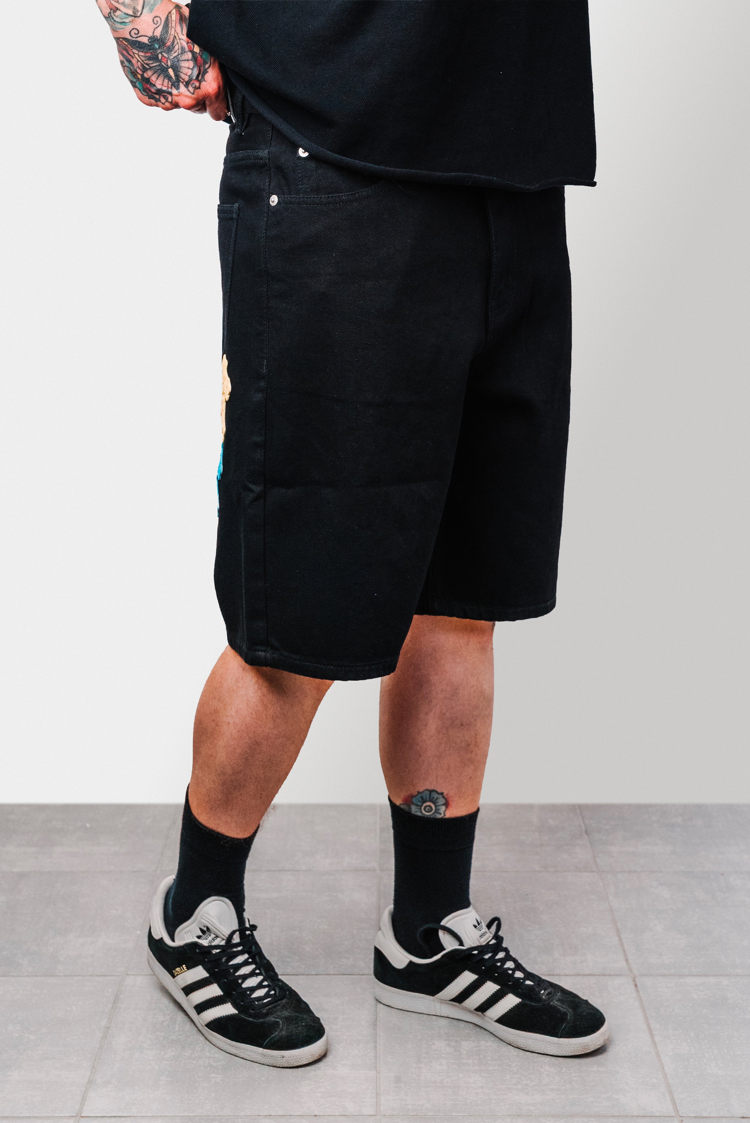 RAINBOW CROSS DENIM BLACK SHORTS - Shoebuya Design