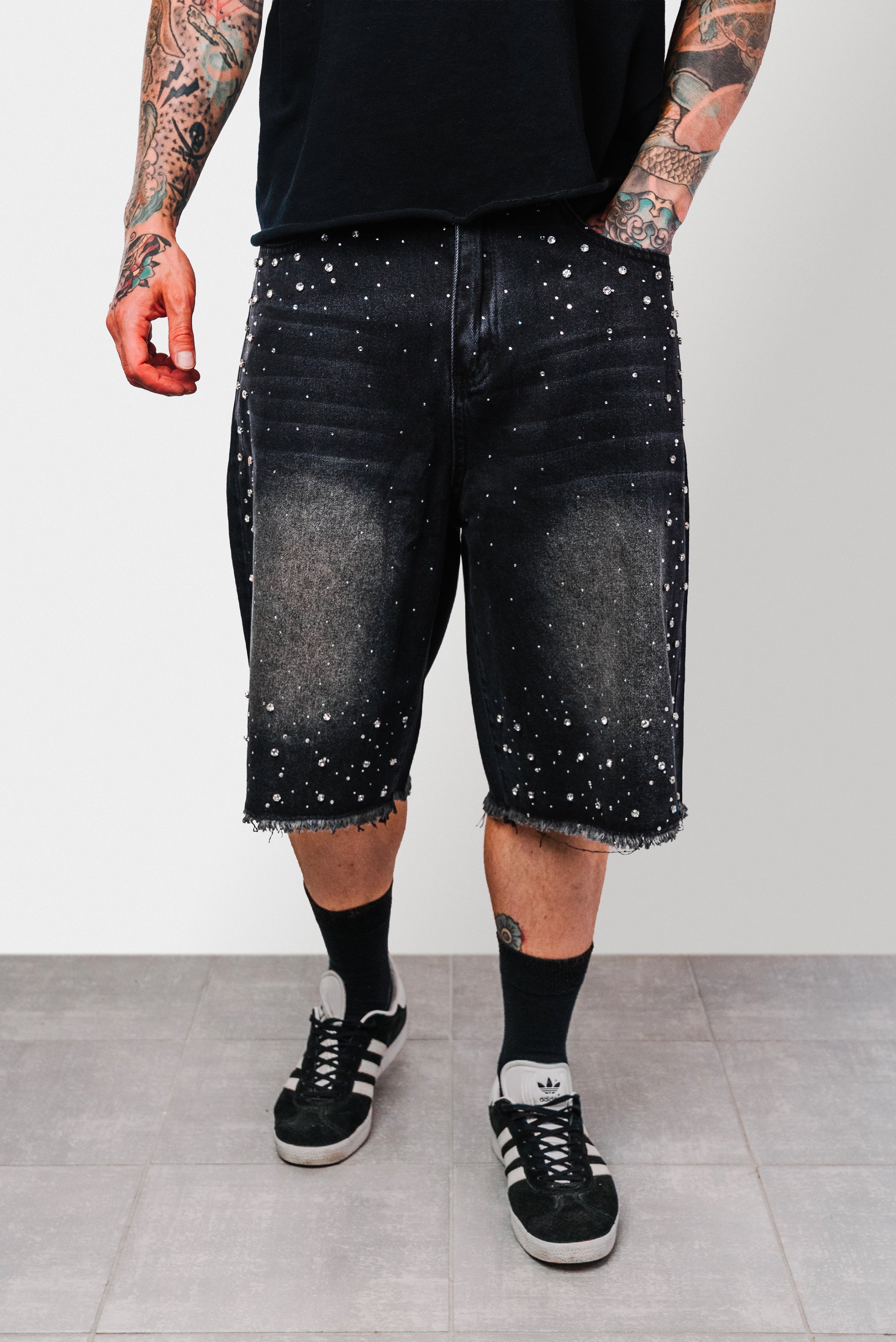 BIG STRASS BLACK DENIM JORTS - Shoebuya Design