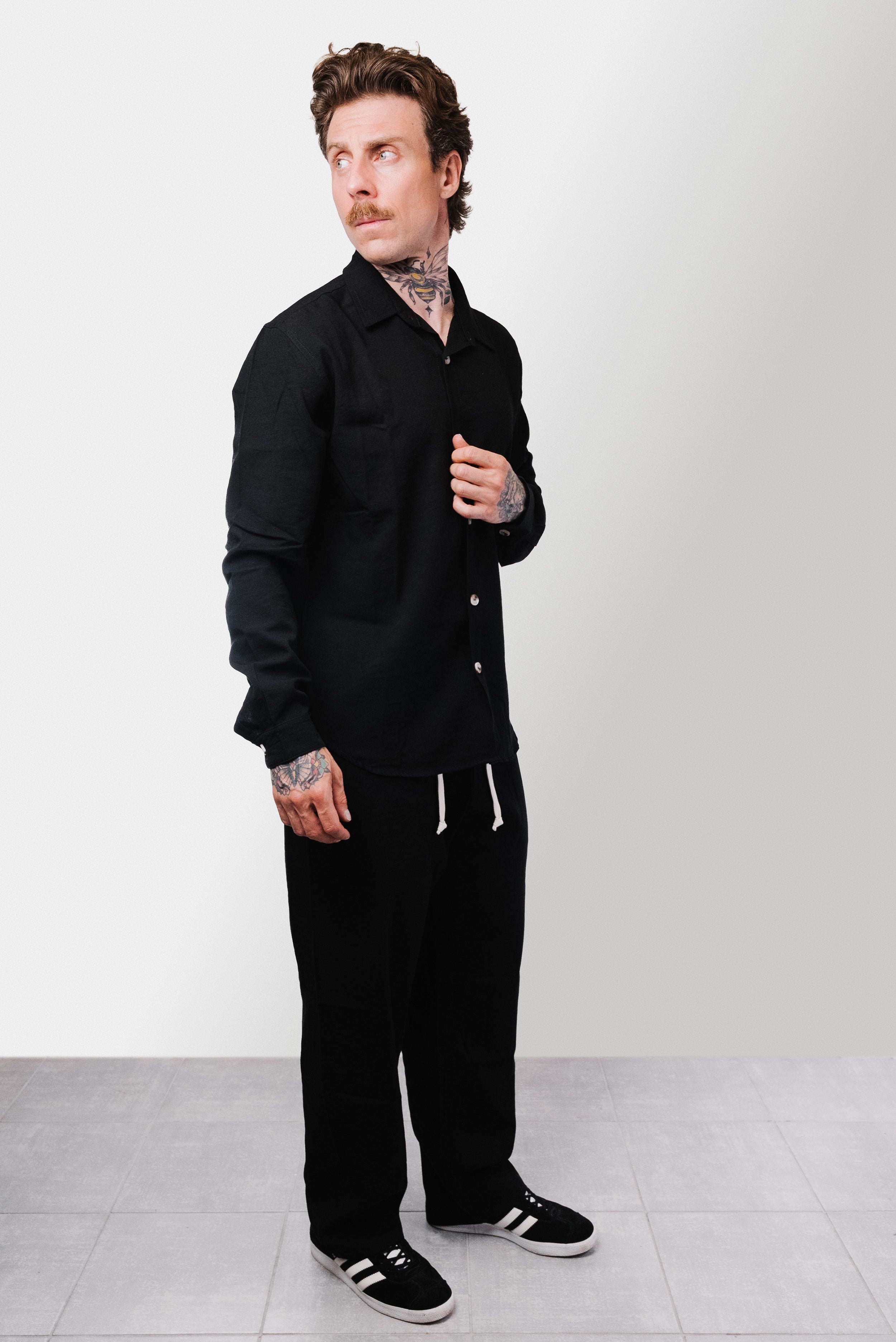 CLASSIC SUMMER BLACK SUIT - Replacement Brand
