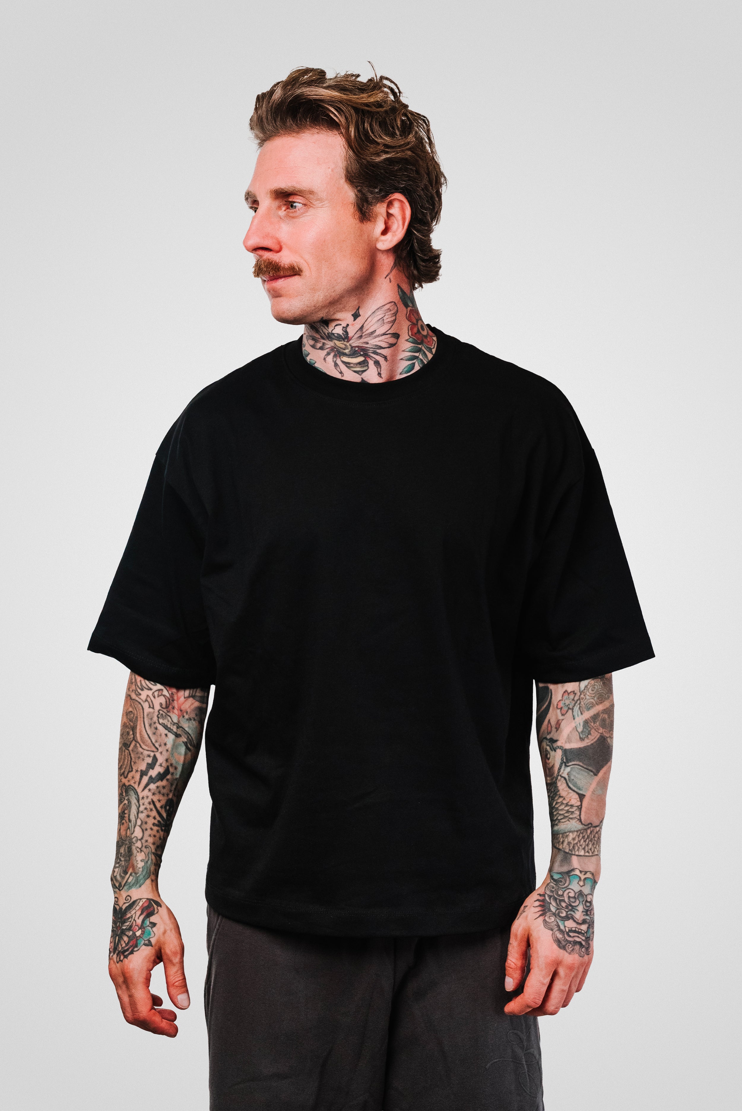 MAIS AMOR PORTUGAL TEE BLACK - Replacement Brand