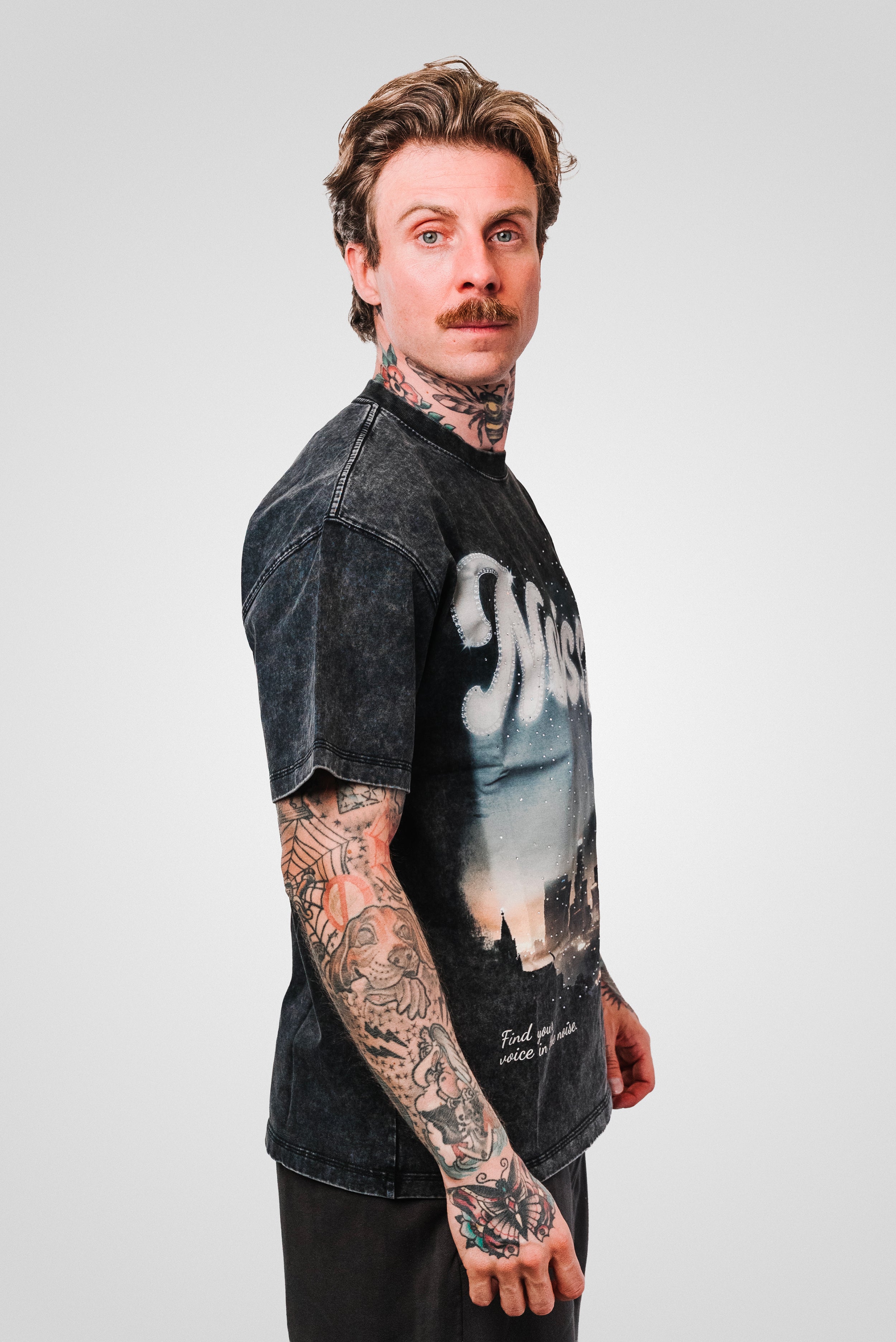 CITY SUNSET STRASS WASHED BLACK BOXY TEE - Noissey Brand
