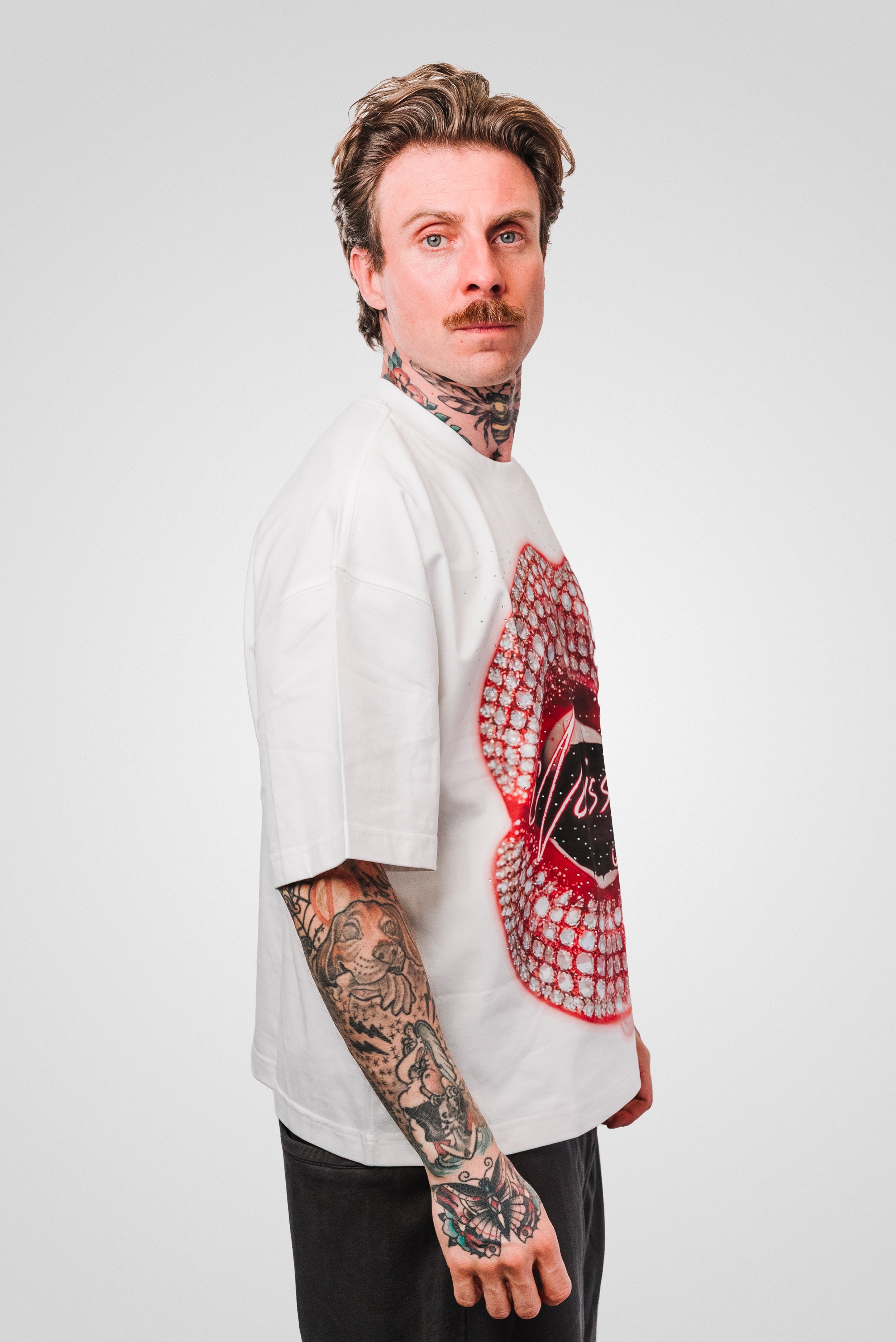 STRASS PINK MOUTH WHITE BOXY TEE - Noissey Brand