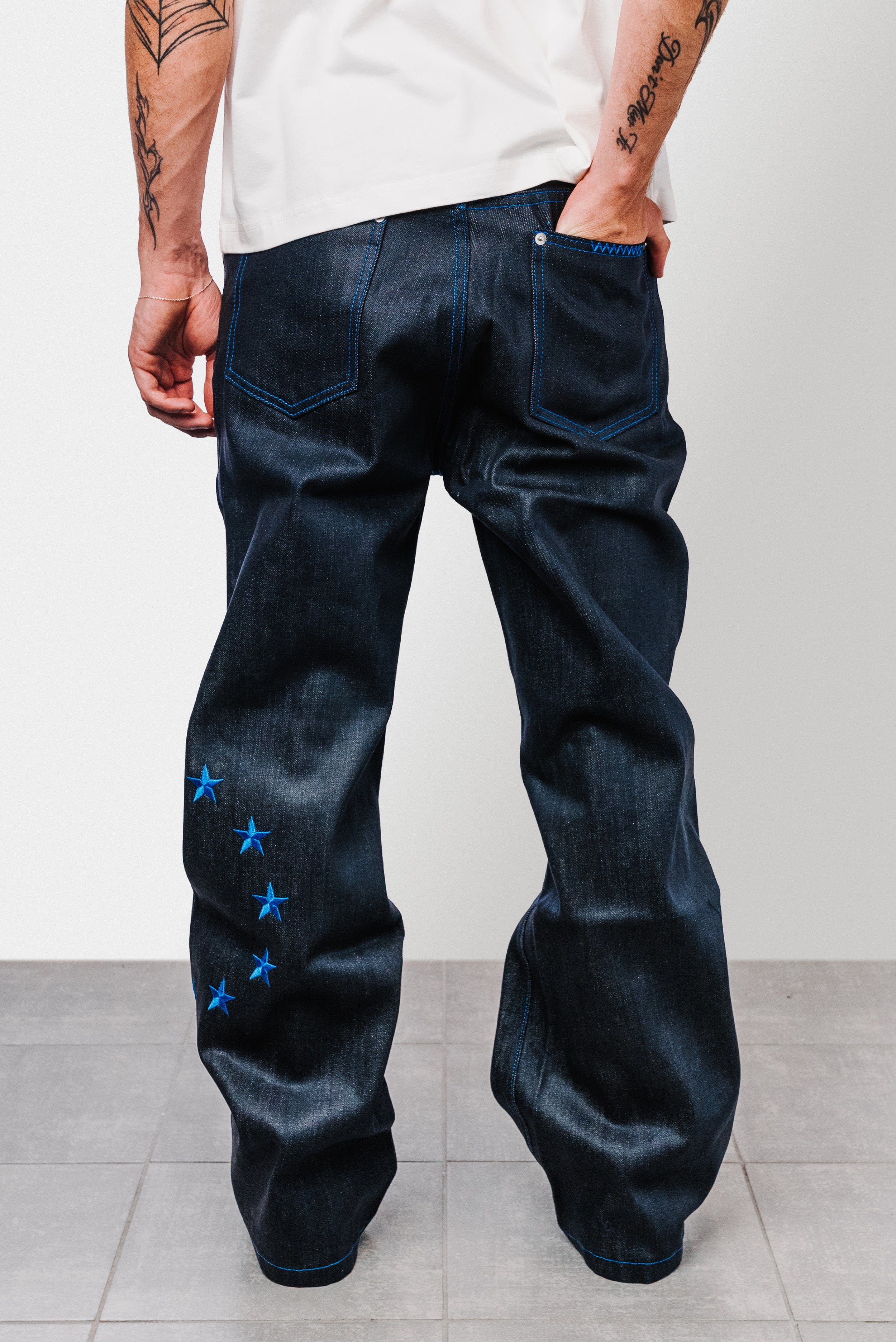 EMBROIDERED FIVE STAR RAW DENIM - Shoebuya Design