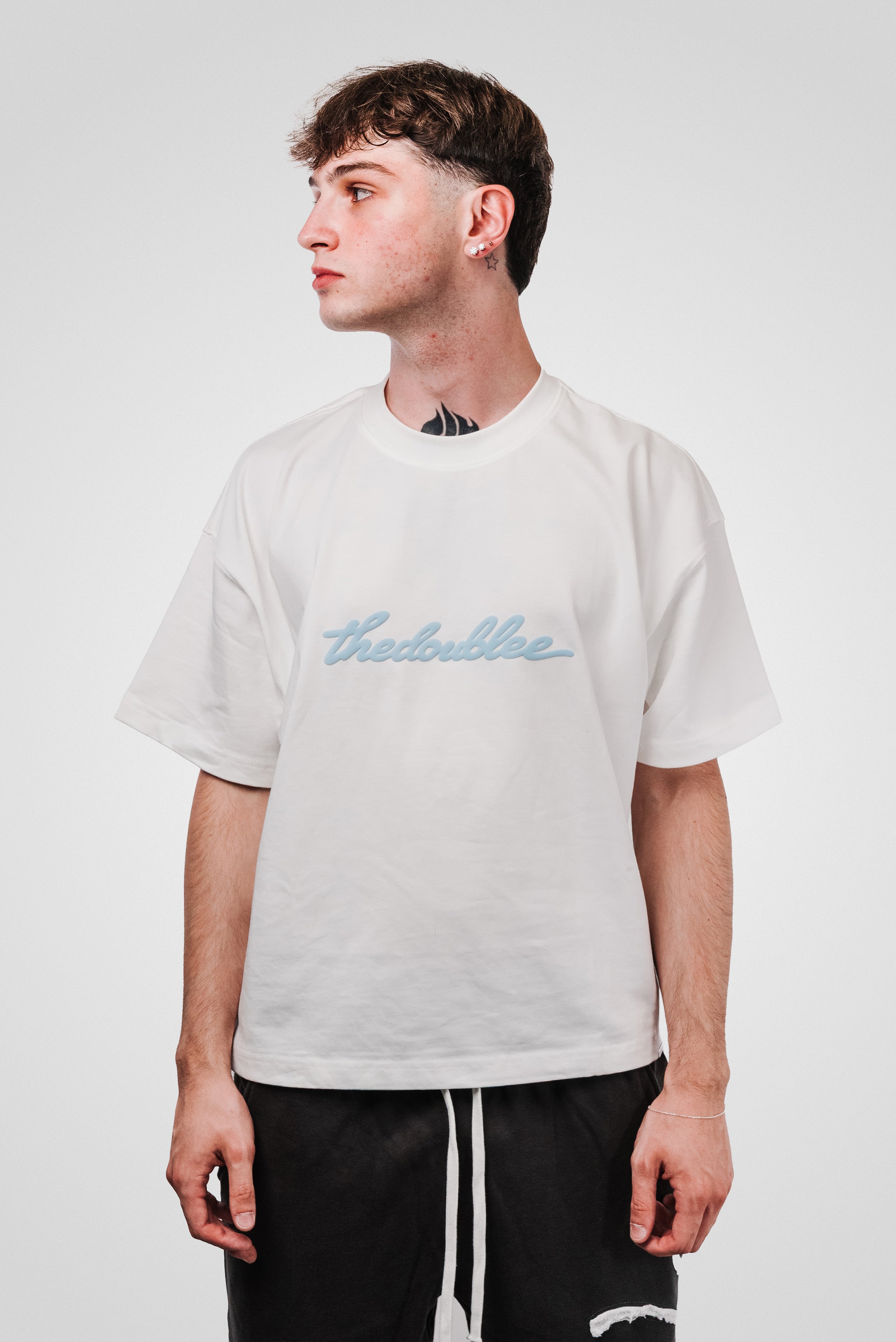 BUBBLE SKY WHITE BOXY TEE - TheDoubleE