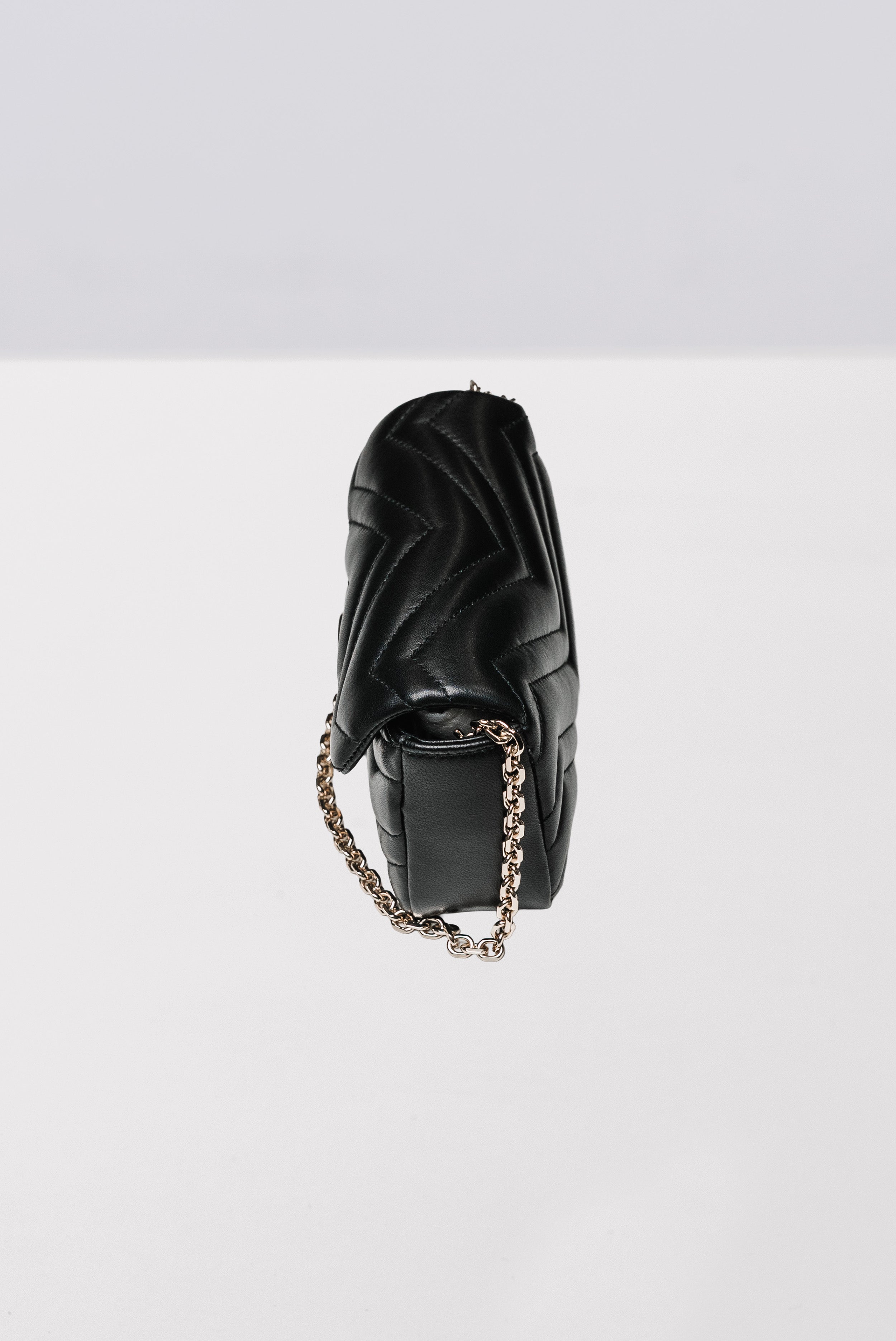 GG MARMONT IN PELLE BLACK MINI HANDBAGS - Gucci