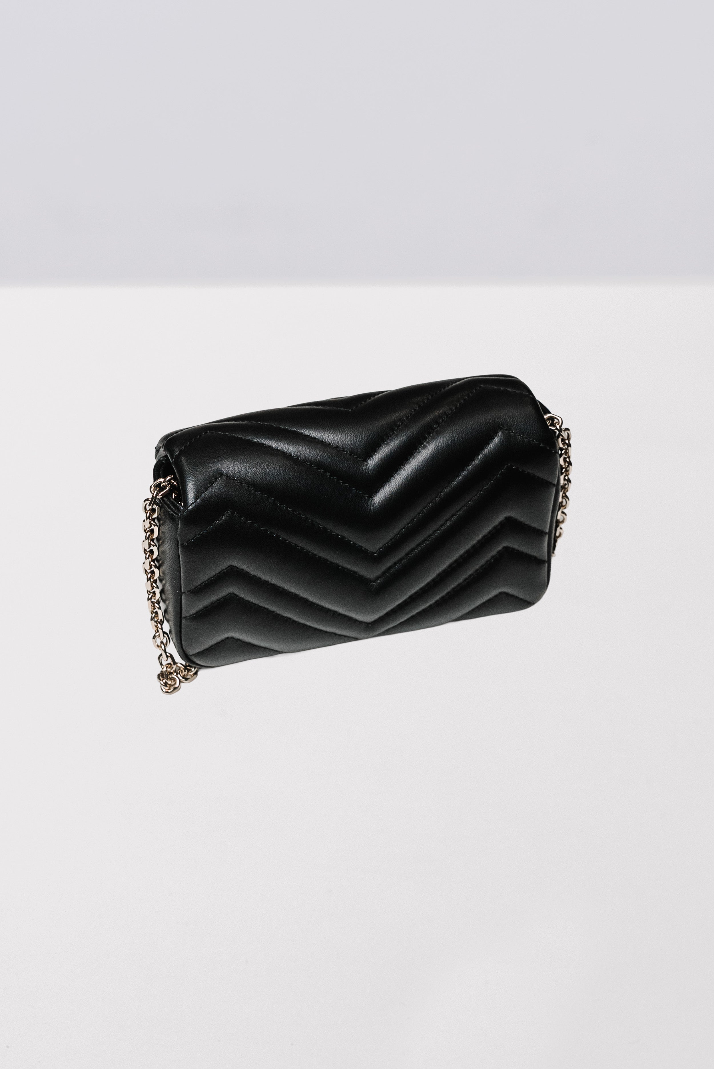 GG MARMONT IN PELLE BLACK MINI HANDBAGS - Gucci