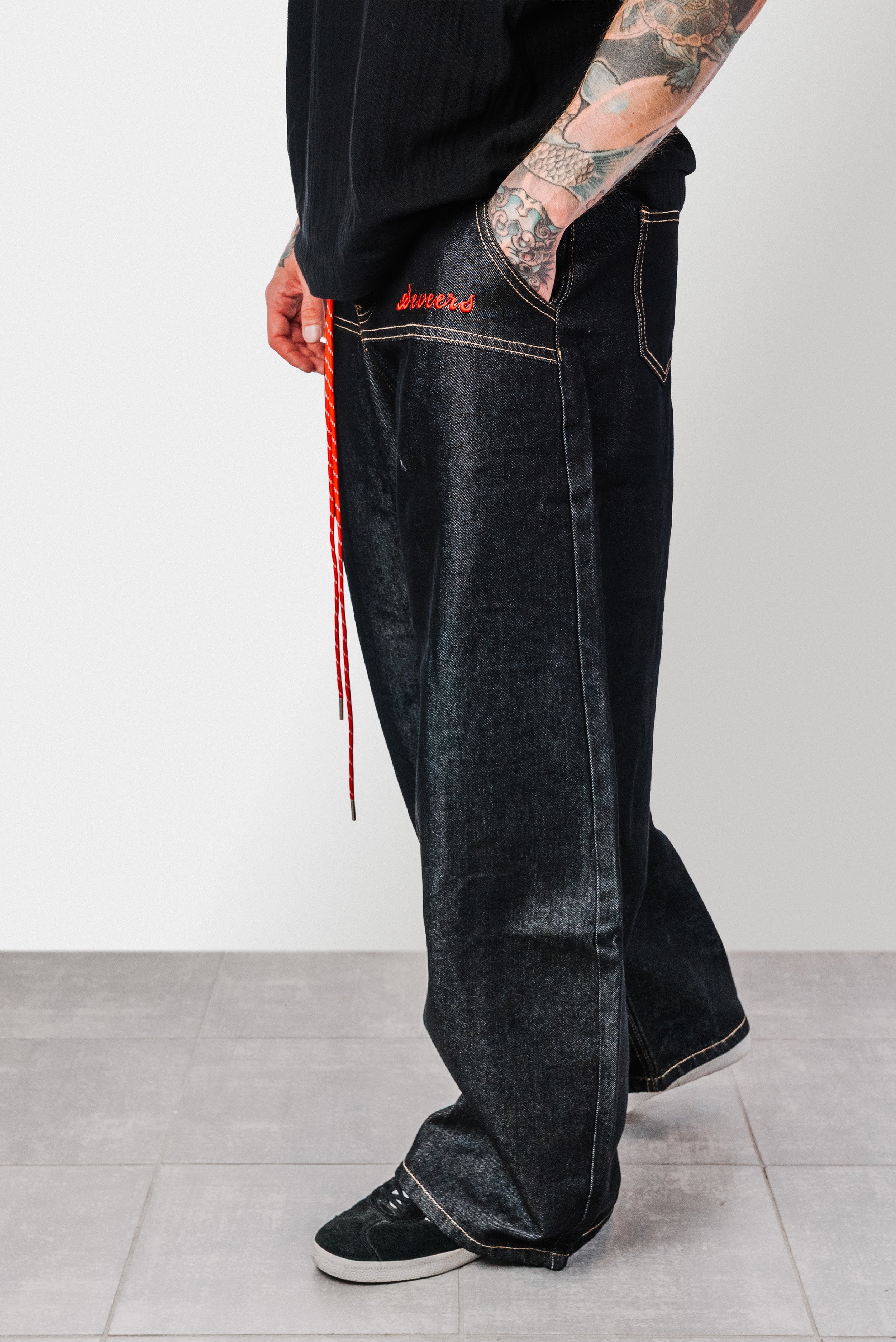 SEVEERS BALLOON DENIM BLACK JEANS - Shoebuya Design