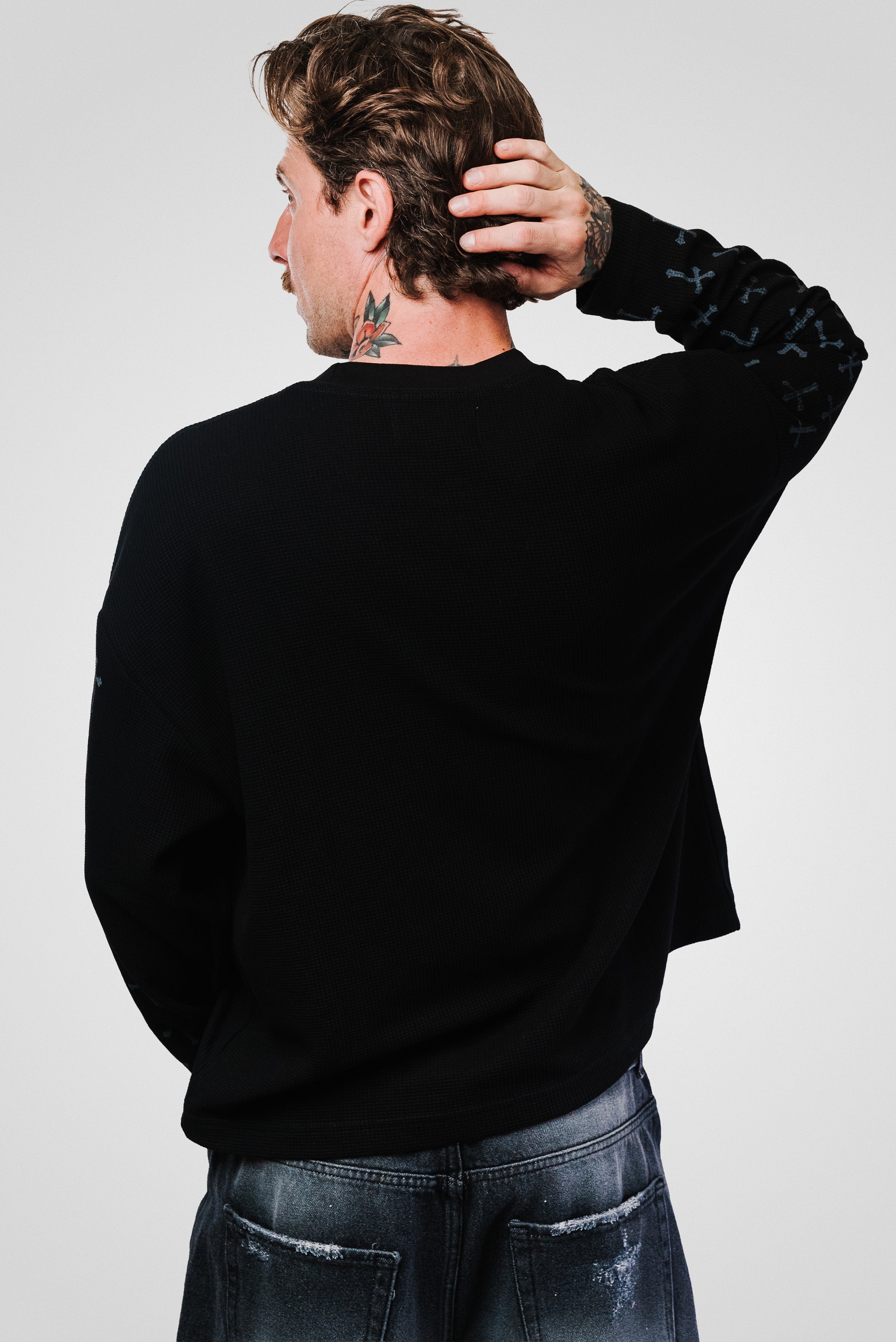 PEACE WAFFLE LONGSLEEVE BLACK - Shoebuya Design