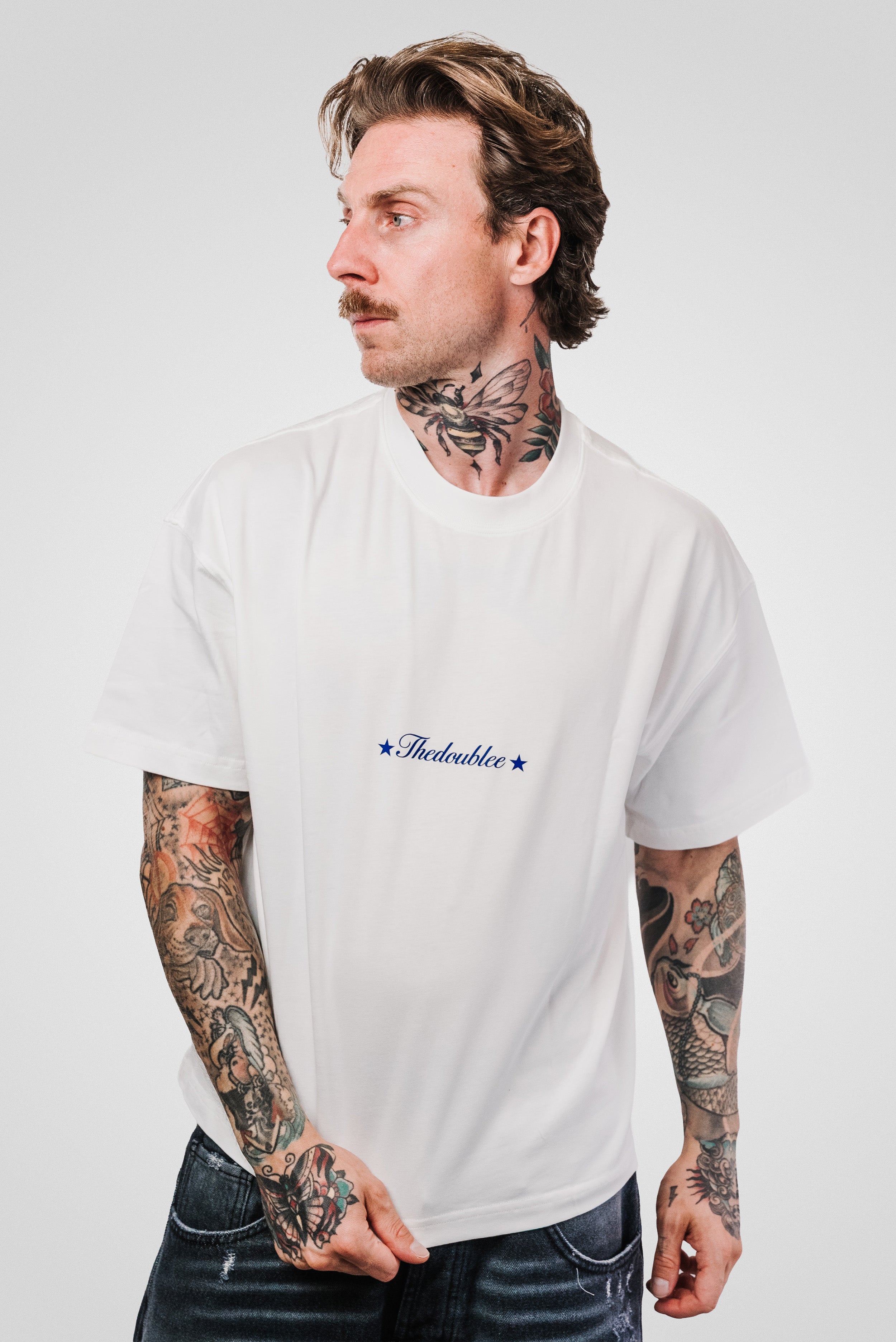 STAR PASSION WHITE BOXY TEE - TheDoubleE
