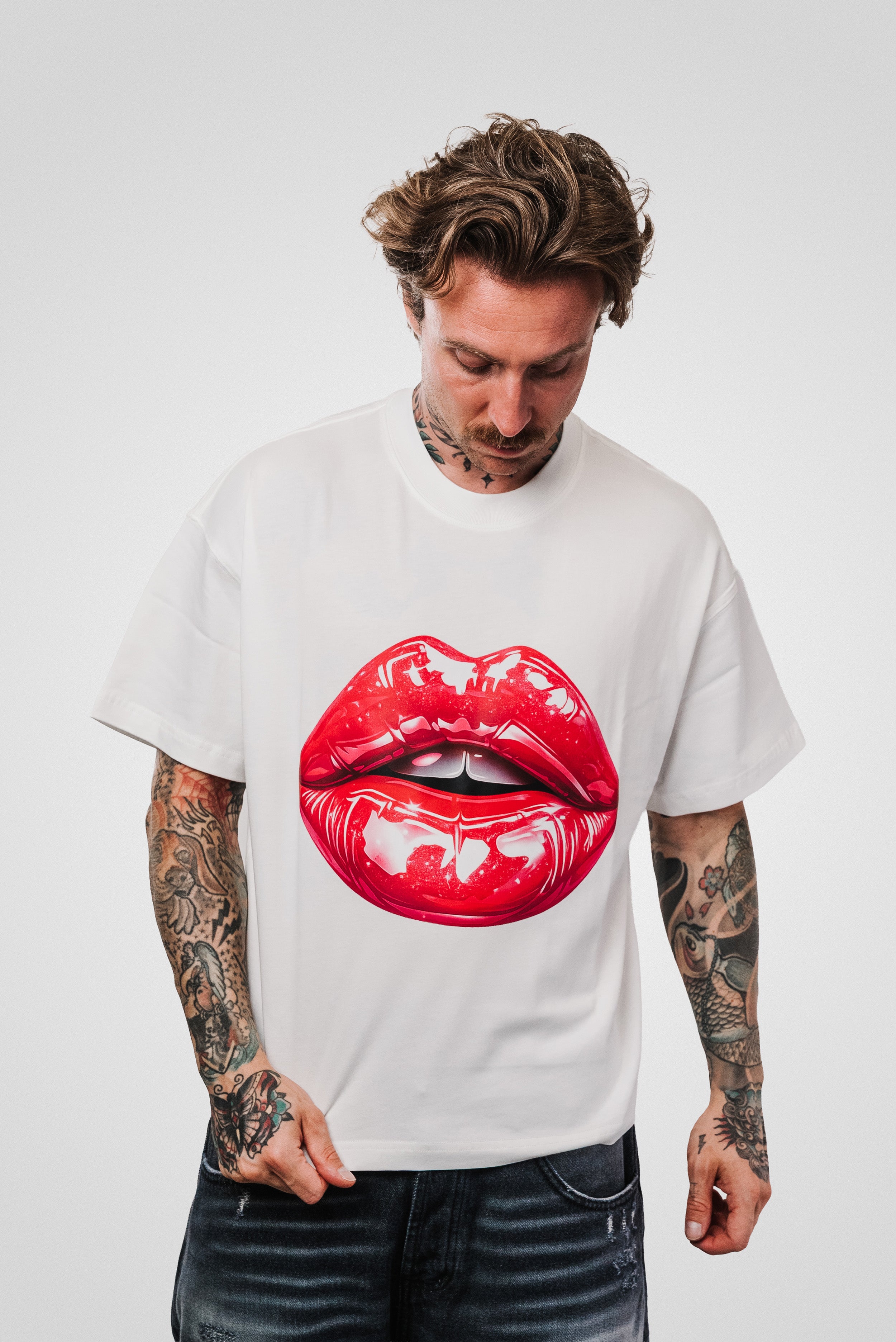 BADDIE MOUTH WHITE TEE - Shoebuya Design
