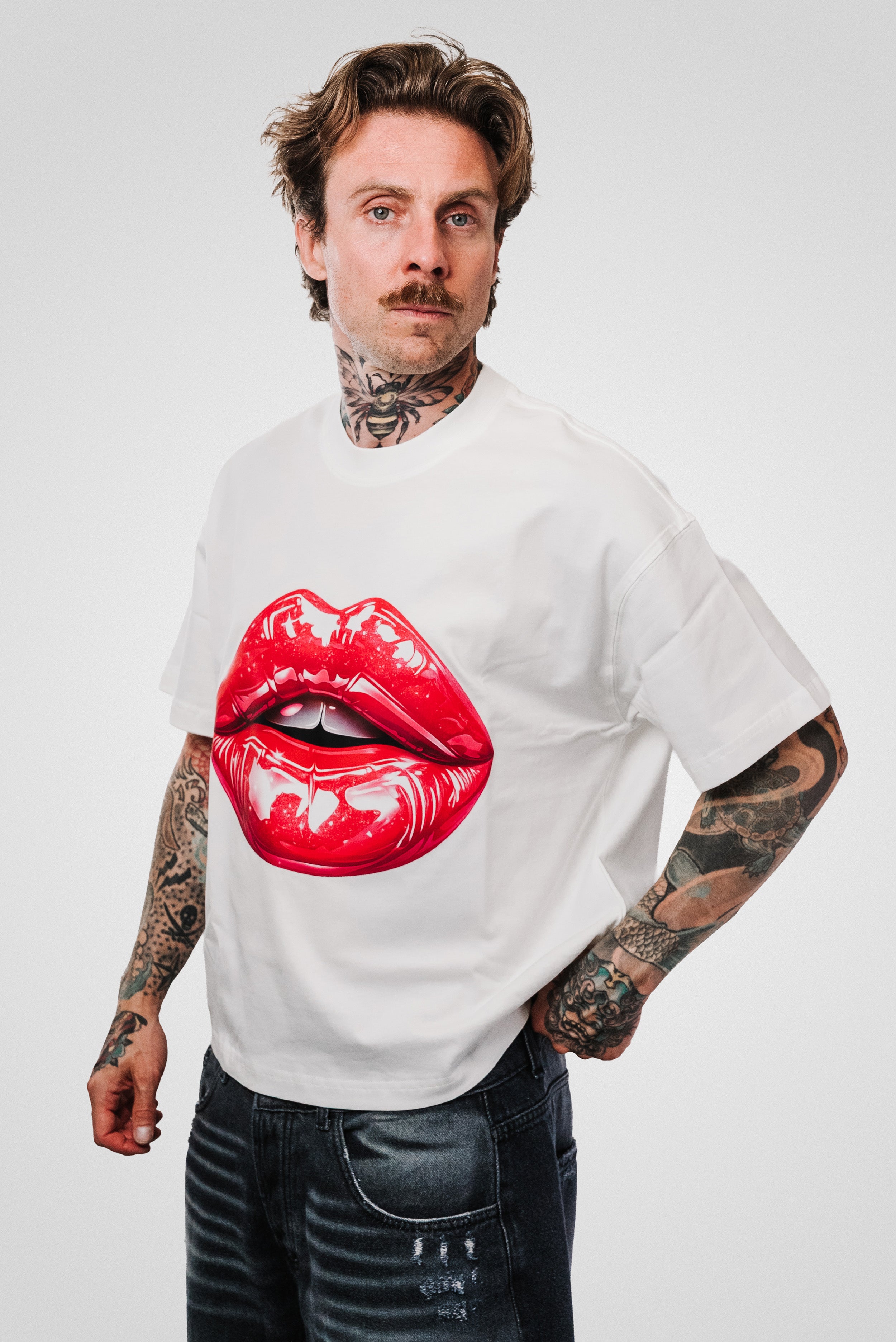 BADDIE MOUTH WHITE TEE - Shoebuya Design