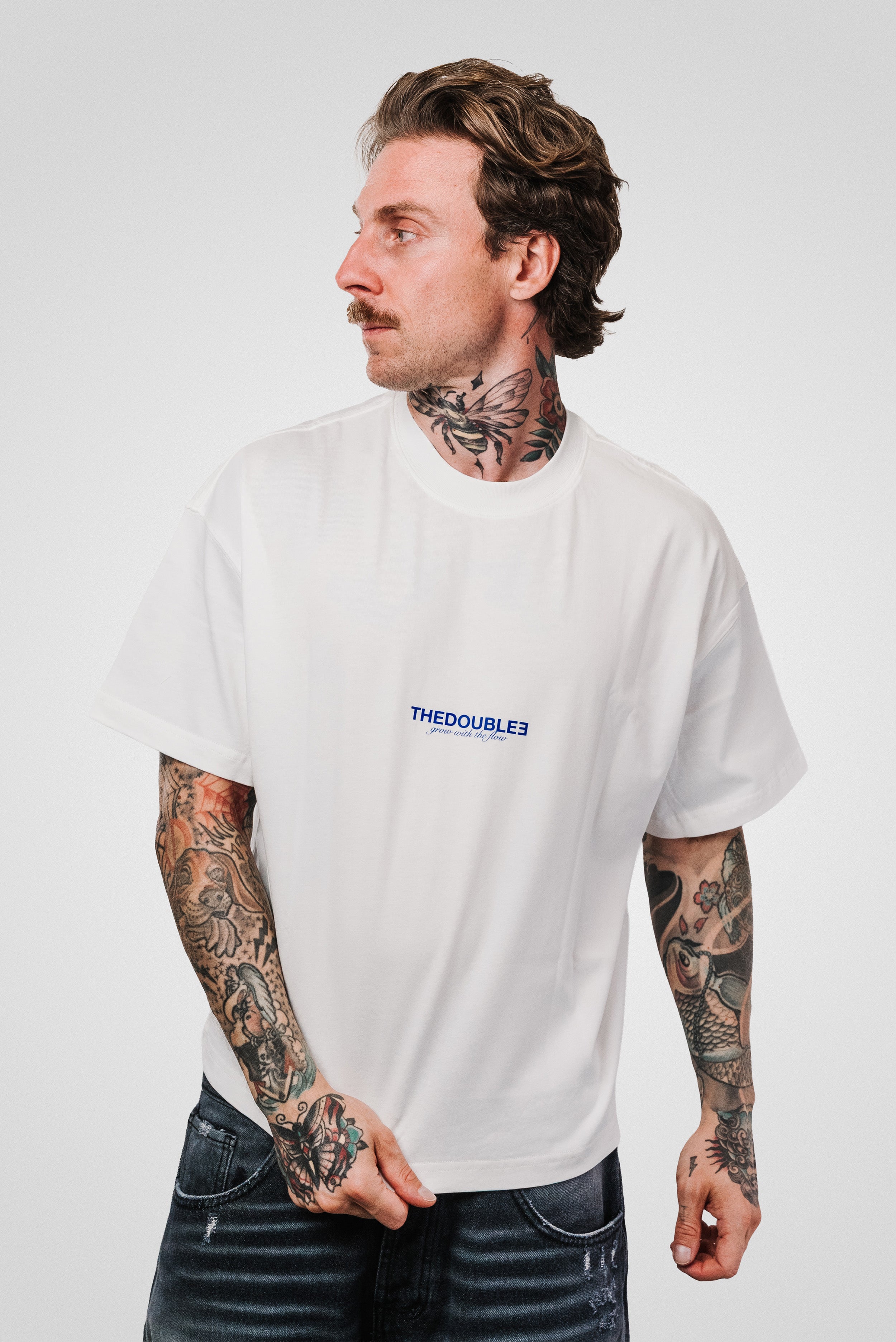 AMO TEREA WHITE BOXY TEE - TheDoubleE