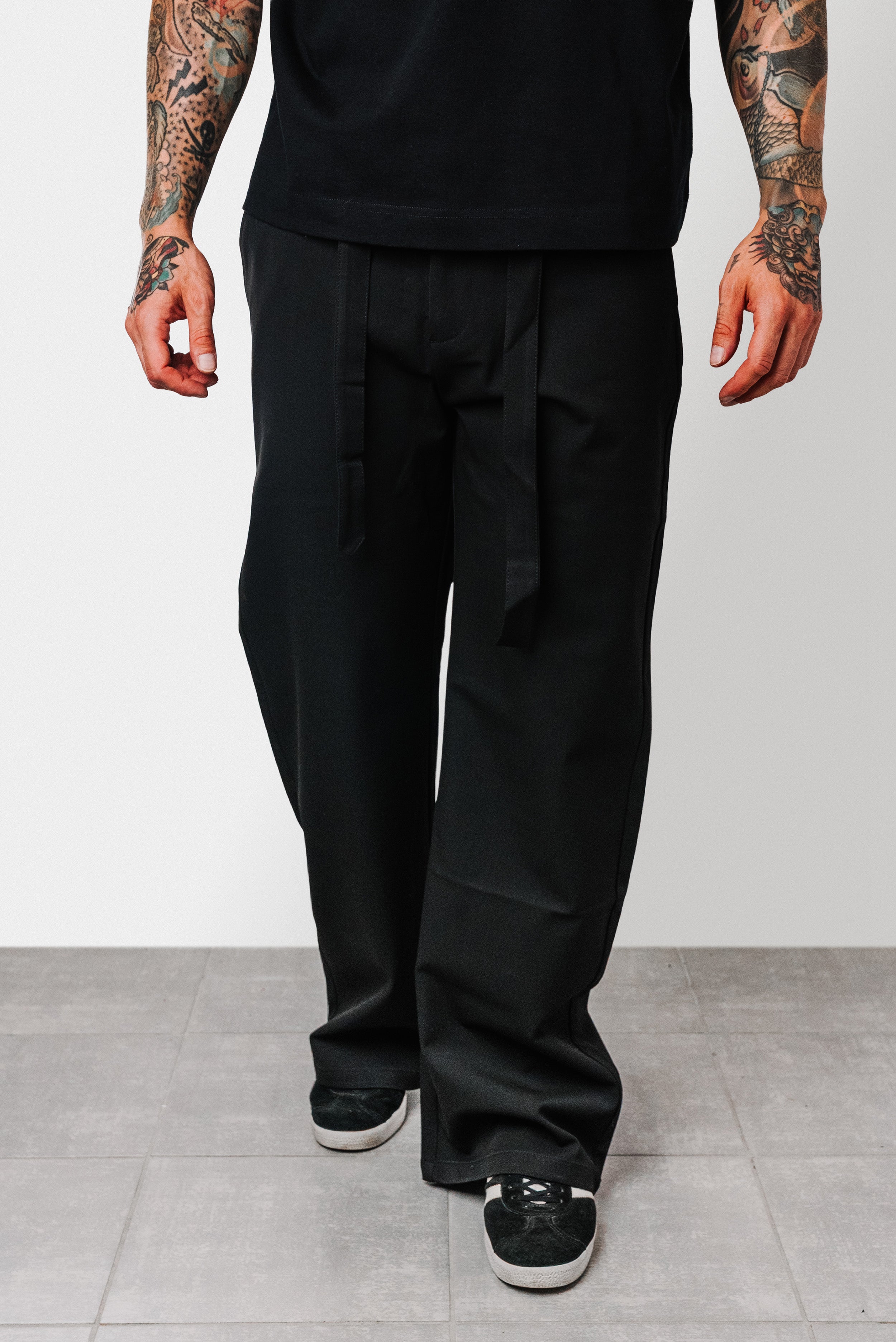 ELEGANT LACES BLACK PANTS - Shoebuya Design