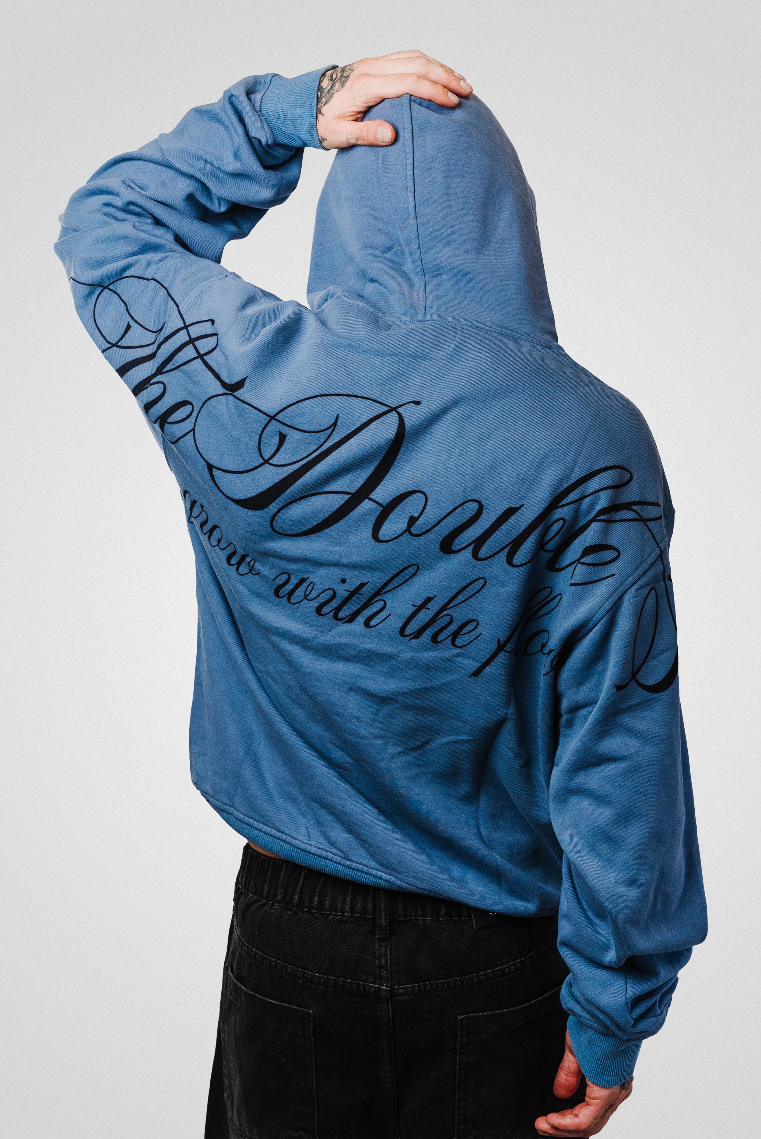 ITALICS LIGHT BLUE HOODIE - TheDoubleE