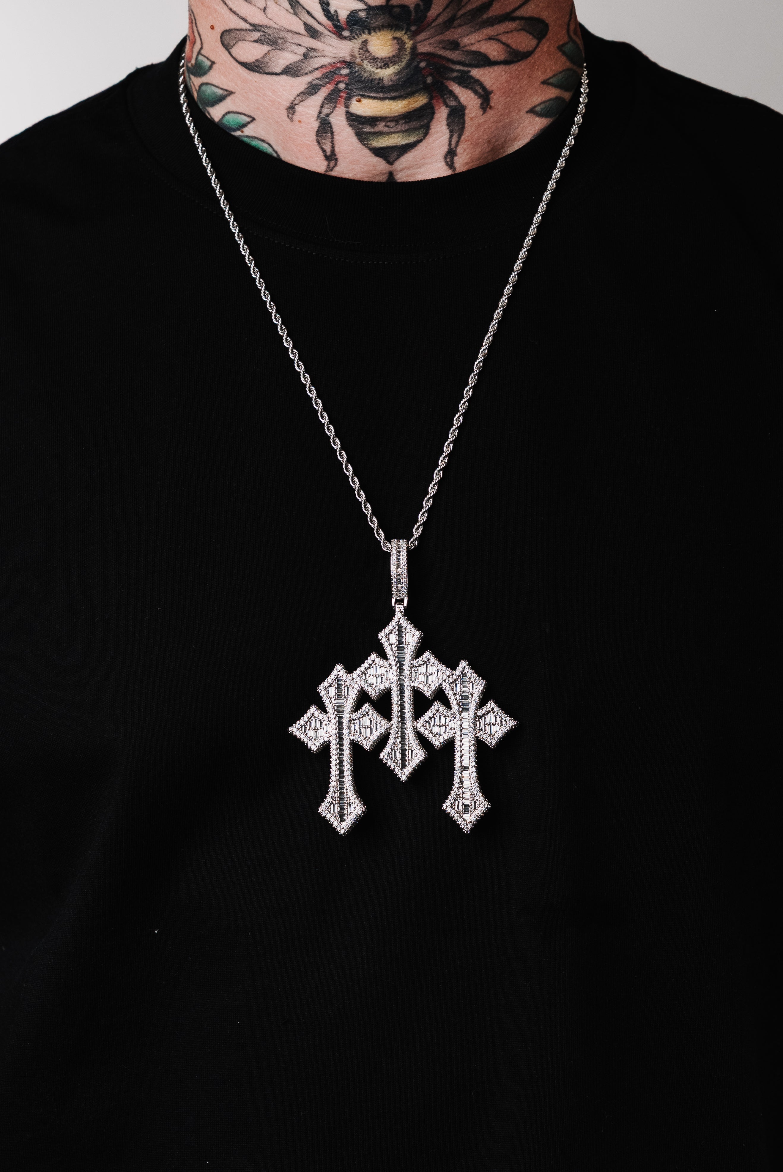 BIG NOISSEY GLITTER NECKLACES