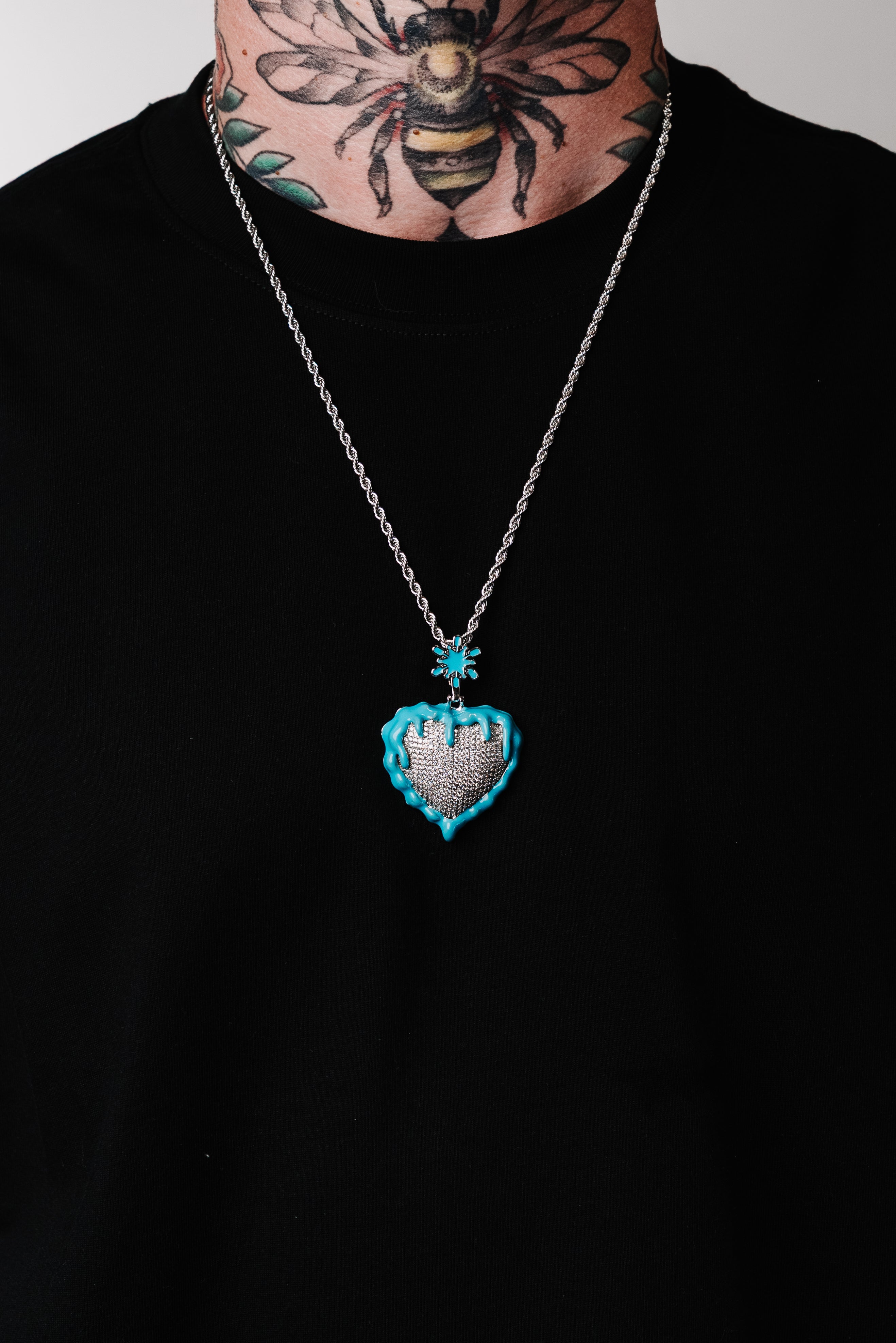 BIG NOISSEY GLITTER NECKLACES