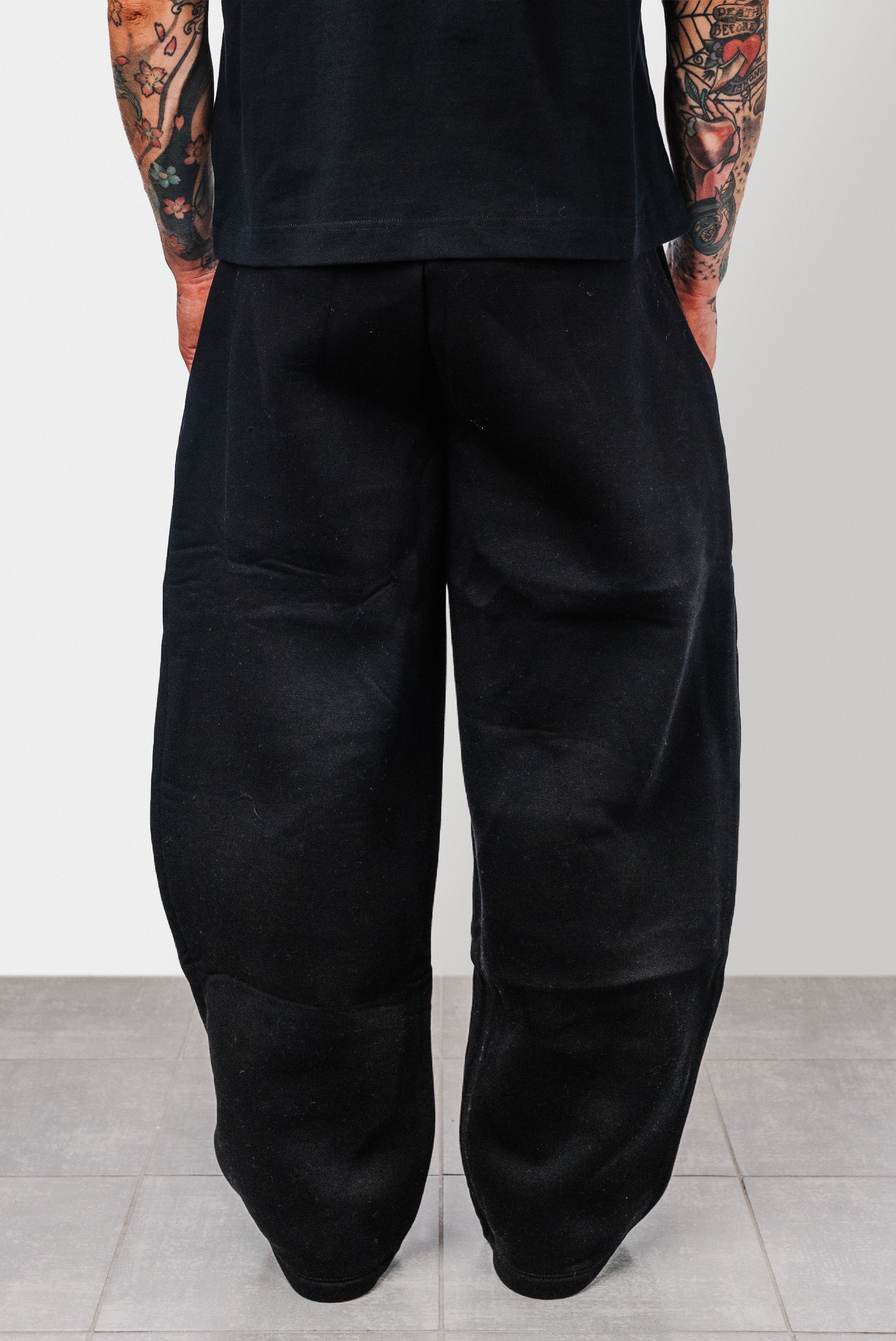 BALLOON BLACK TRACKPANTS - Replacement Brand