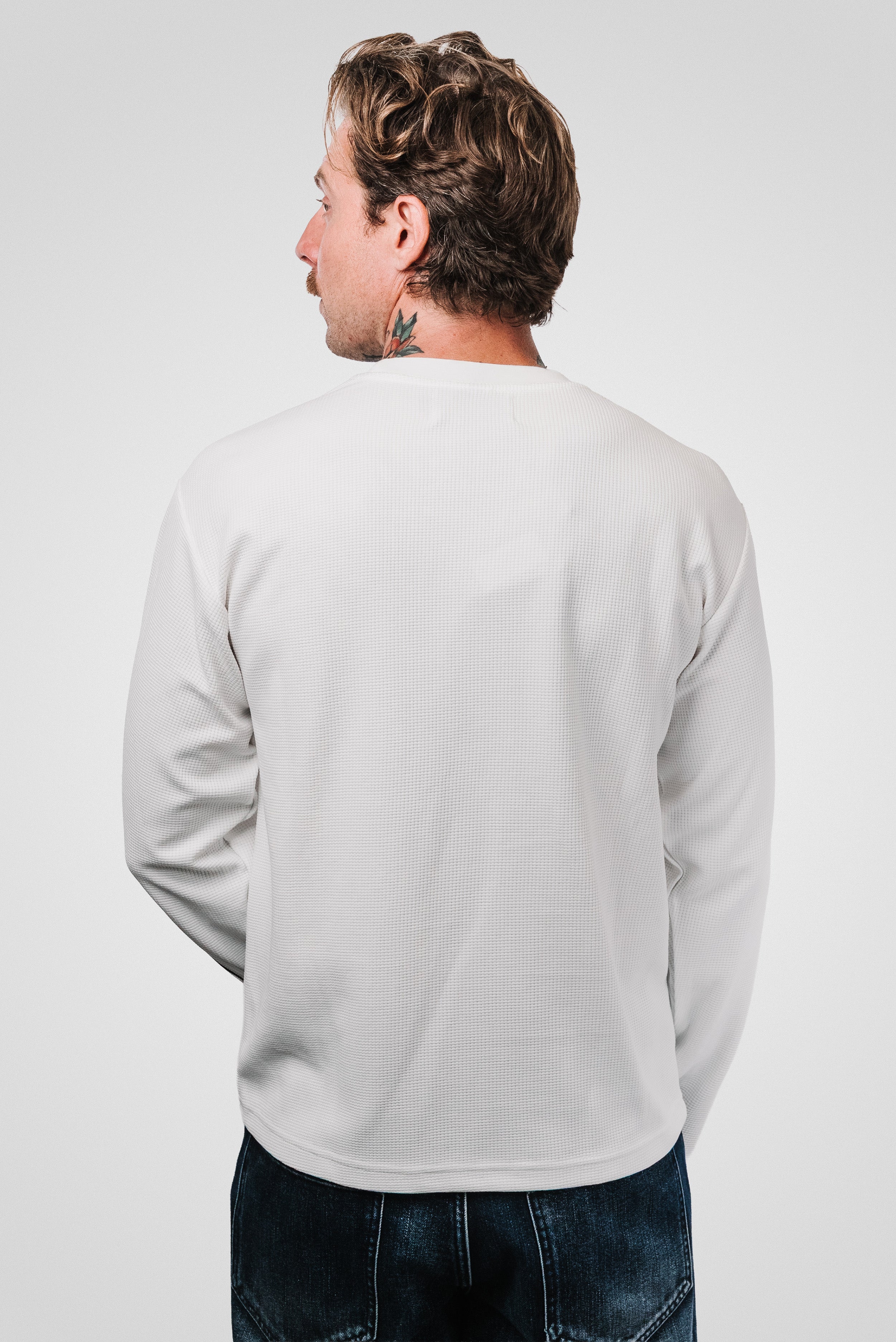 LABYRINTH WAFFLE WHITE LONGSLEEVE - Shoebuya Design