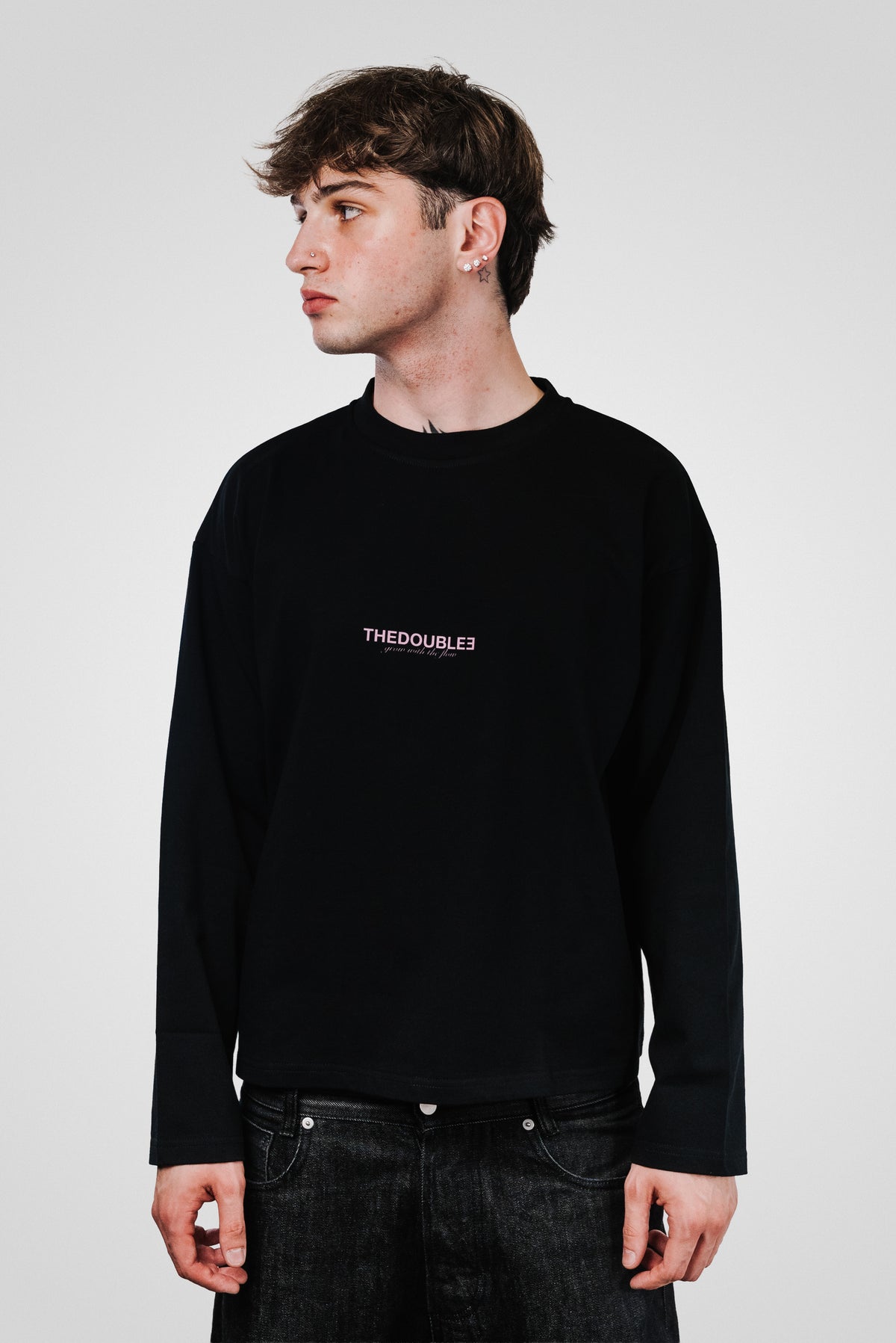 ANOTHER RED FLAG BLACK BOXY LONGSLEEVE - TheDoubleE