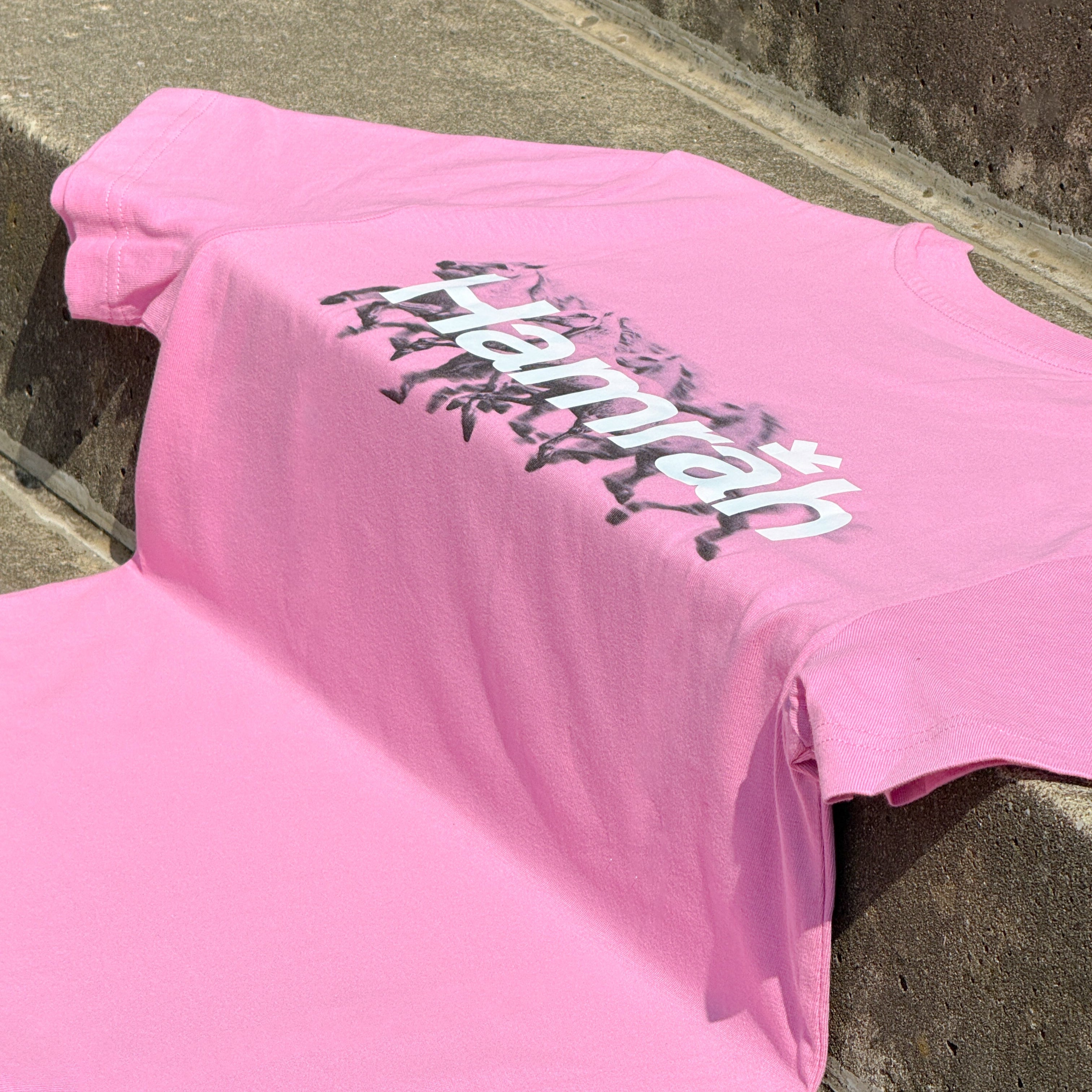 HORSE TEE PINK - Hamrah Brand