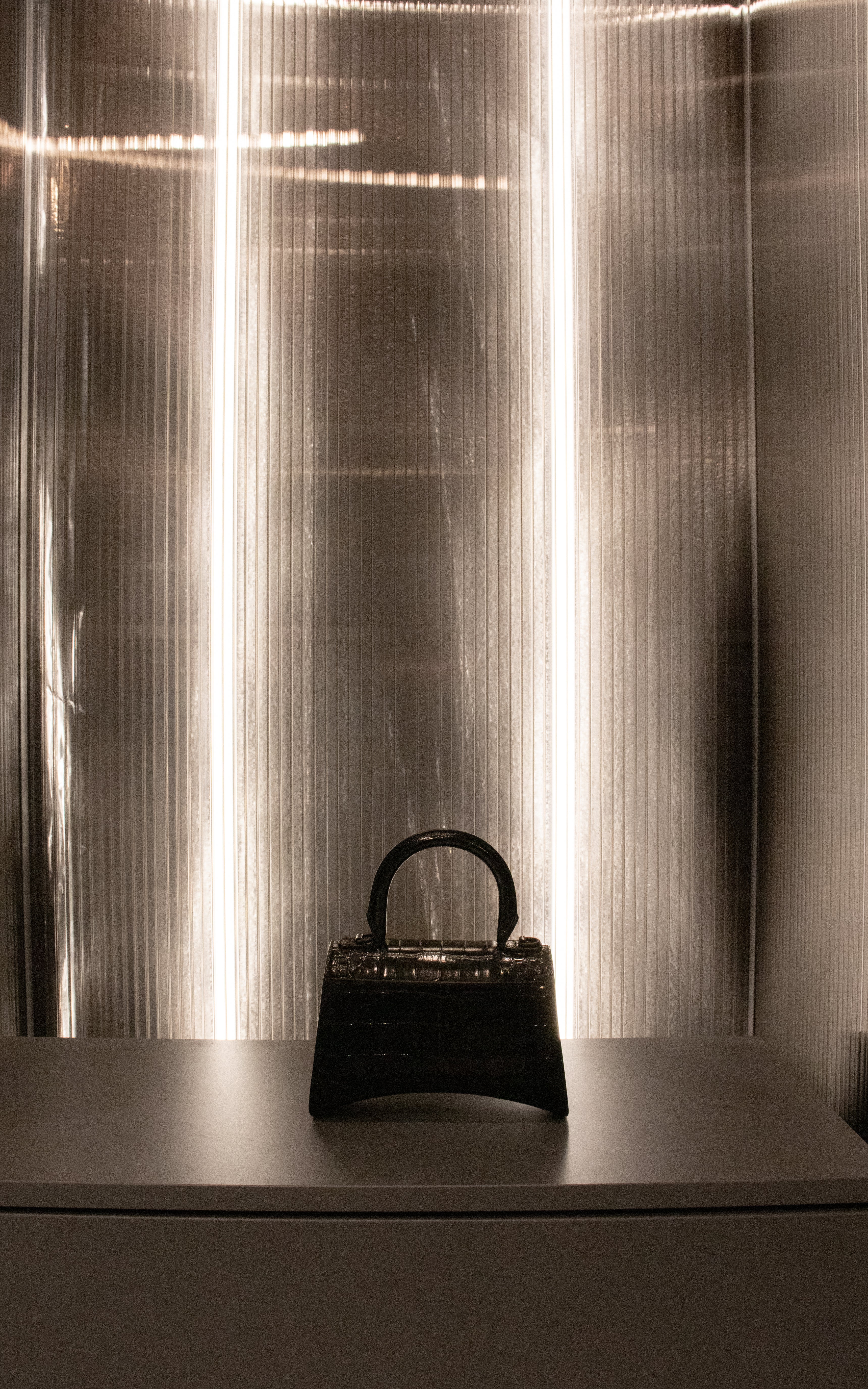 BALENCIAGA BORSA HOURGLASS TOP HANDLE XS STRAS BLACK