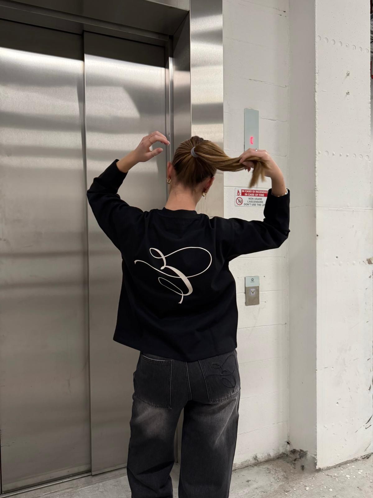 E BOXY LONGSLEEVE BLACK - TheDoubleE