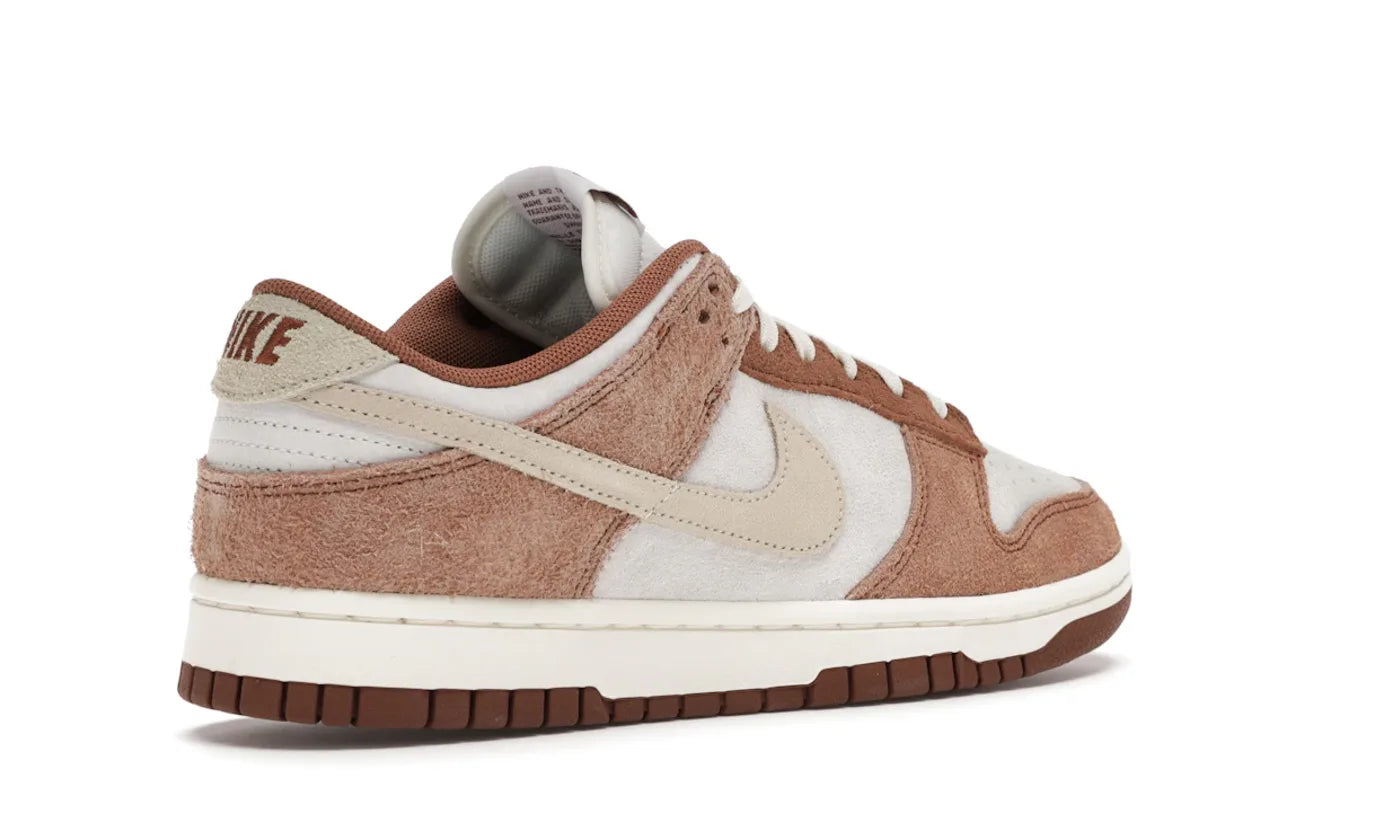 NIKE DUNK LOW MEDIUM CURRY