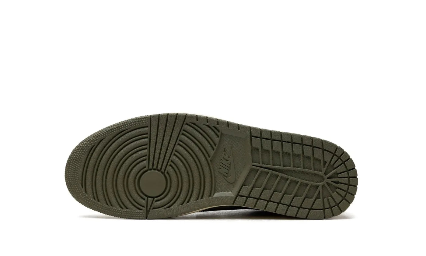AIR JORDAN 1 RETRO LOW OG SP TRAVIS SCOTT MEDIUM OLIVE